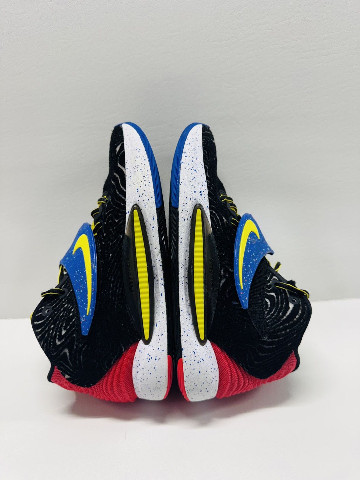 Nike Nike KD 14 Pop Art Multicolor Size US 8.5 / EU 41-42 - 2 Thumbnail