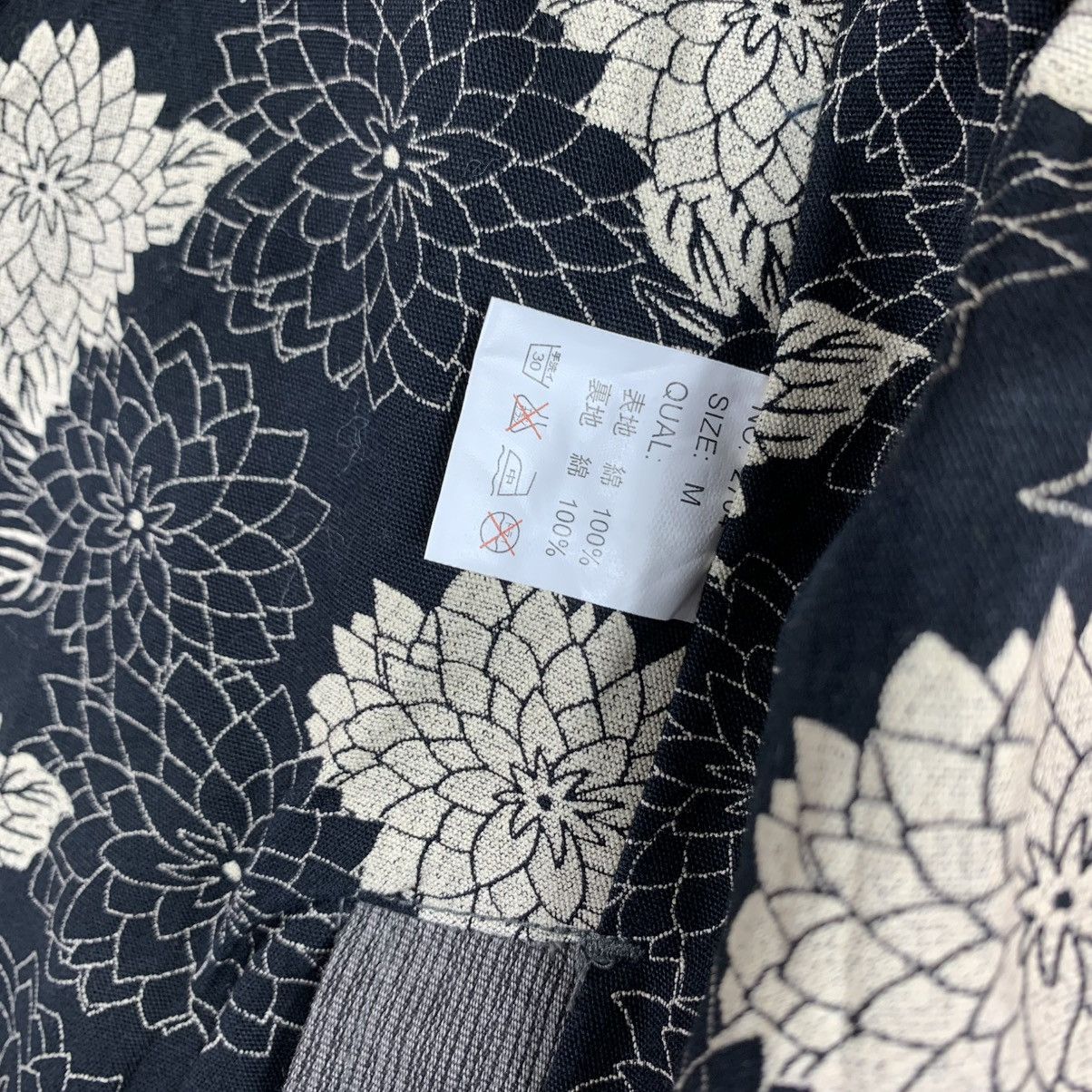 Japanese Brand × Other × Vintage VINTAGE JAPANESE BRAND MOTIF FLOWERS CHORE JACKET DENIM Size US M / EU 48-50 / 2 - 9 Thumbnail
