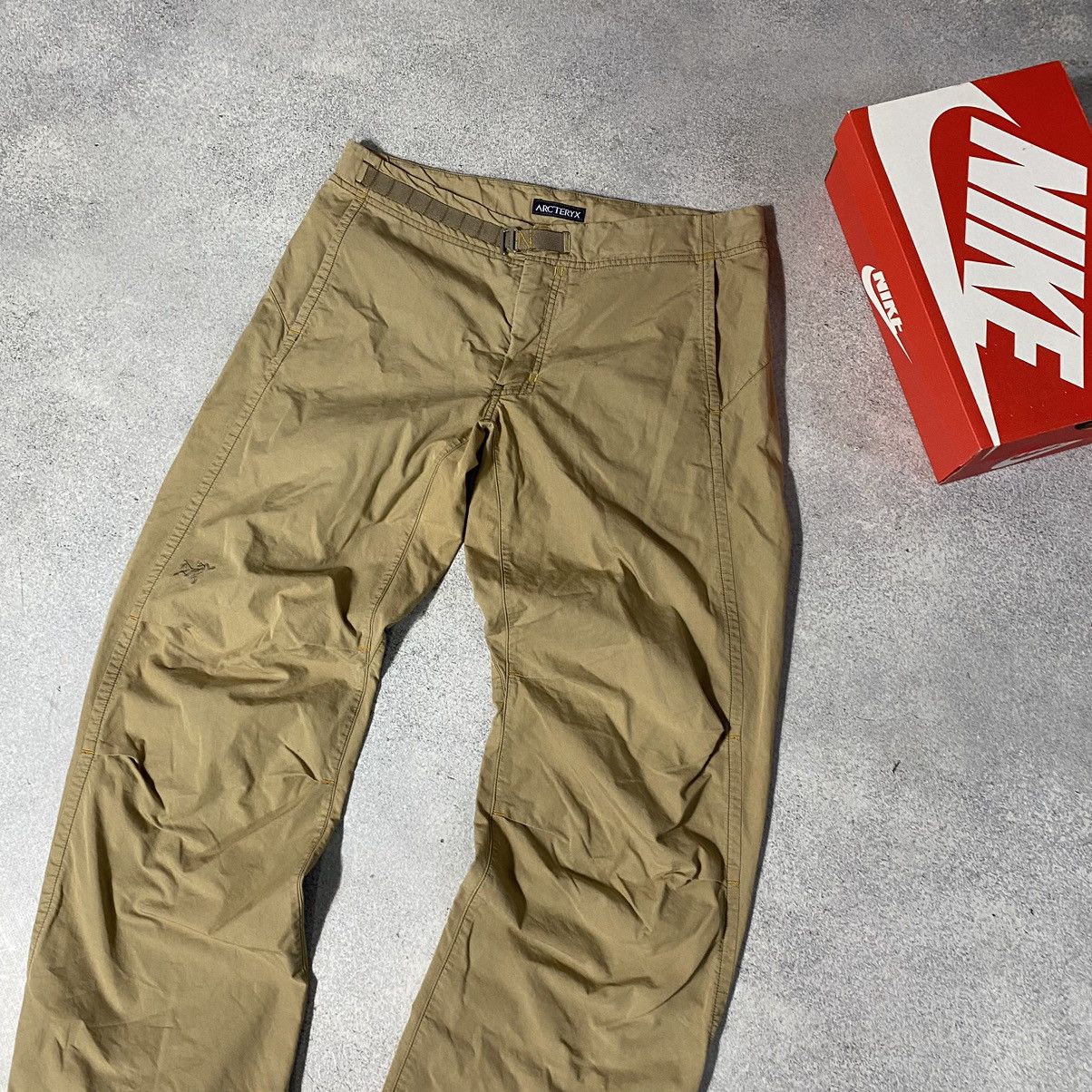 Arc'teryx ARCTERYX Pants Vintage Hiking Trekking Gorpcore Size US 32 / EU 48 - 2 Thumbnail