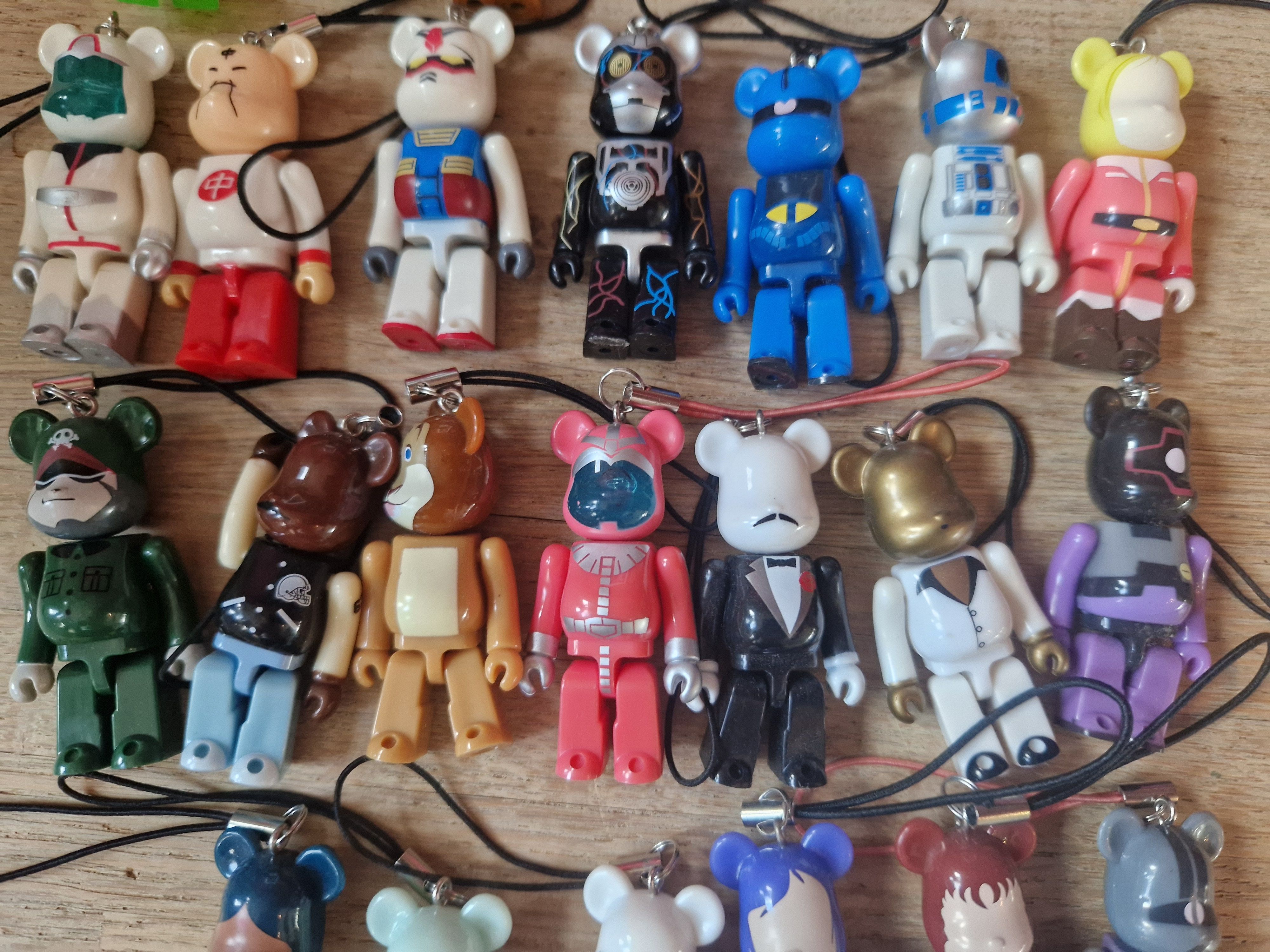 Medicom Toy Bearbrick keychain 32pcs [Bape/Hysteric glamour/Pepsi] Size ONE SIZE - 7 Thumbnail