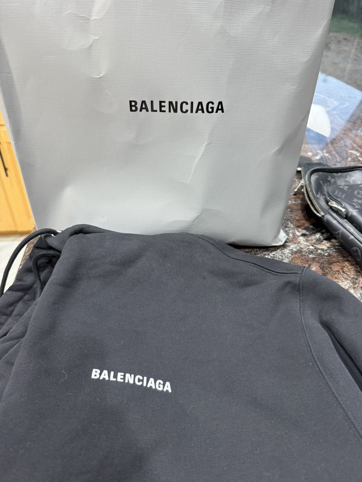 Balenciaga Balenciaga Black Men’s Hoodie Size US L / EU 52-54 / 3 - 6 Thumbnail