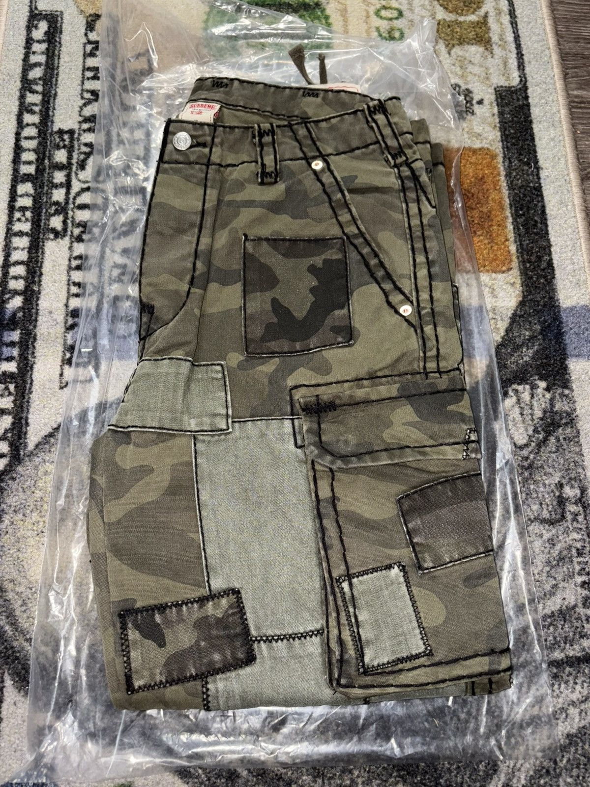 Supreme × True Religion Supreme True Religion Patchwork Cargo Pant Olive Camo Size US 30 / EU 46 - 1 Thumbnail