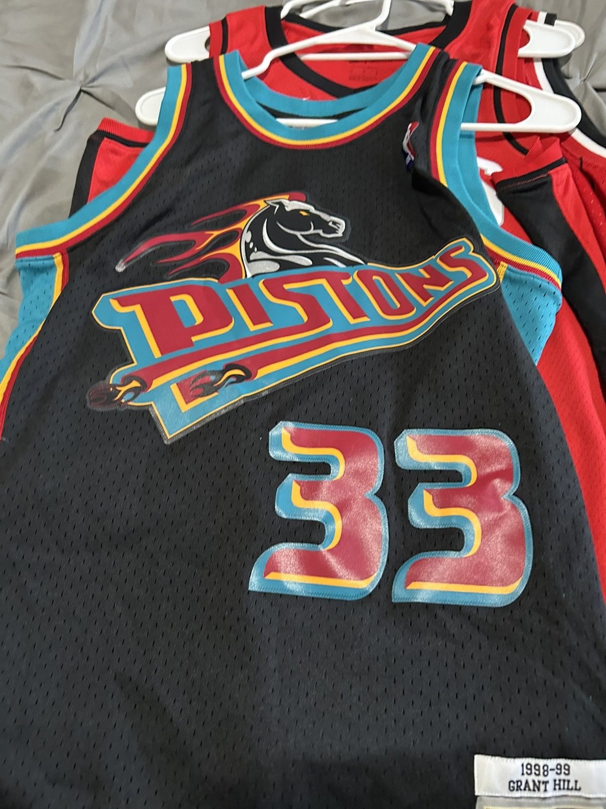 NBA Hardwood Classic Grant Hill piston jersey Size US L / EU 52-54 / 3 - 1 Thumbnail