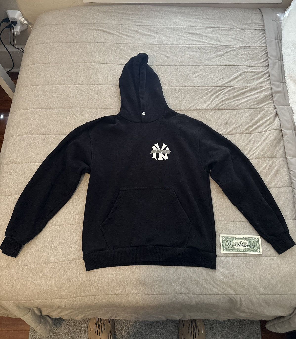 Other Icon New York Black Button Up Hoodie Size US L / EU 52-54 / 3 - 1 Thumbnail
