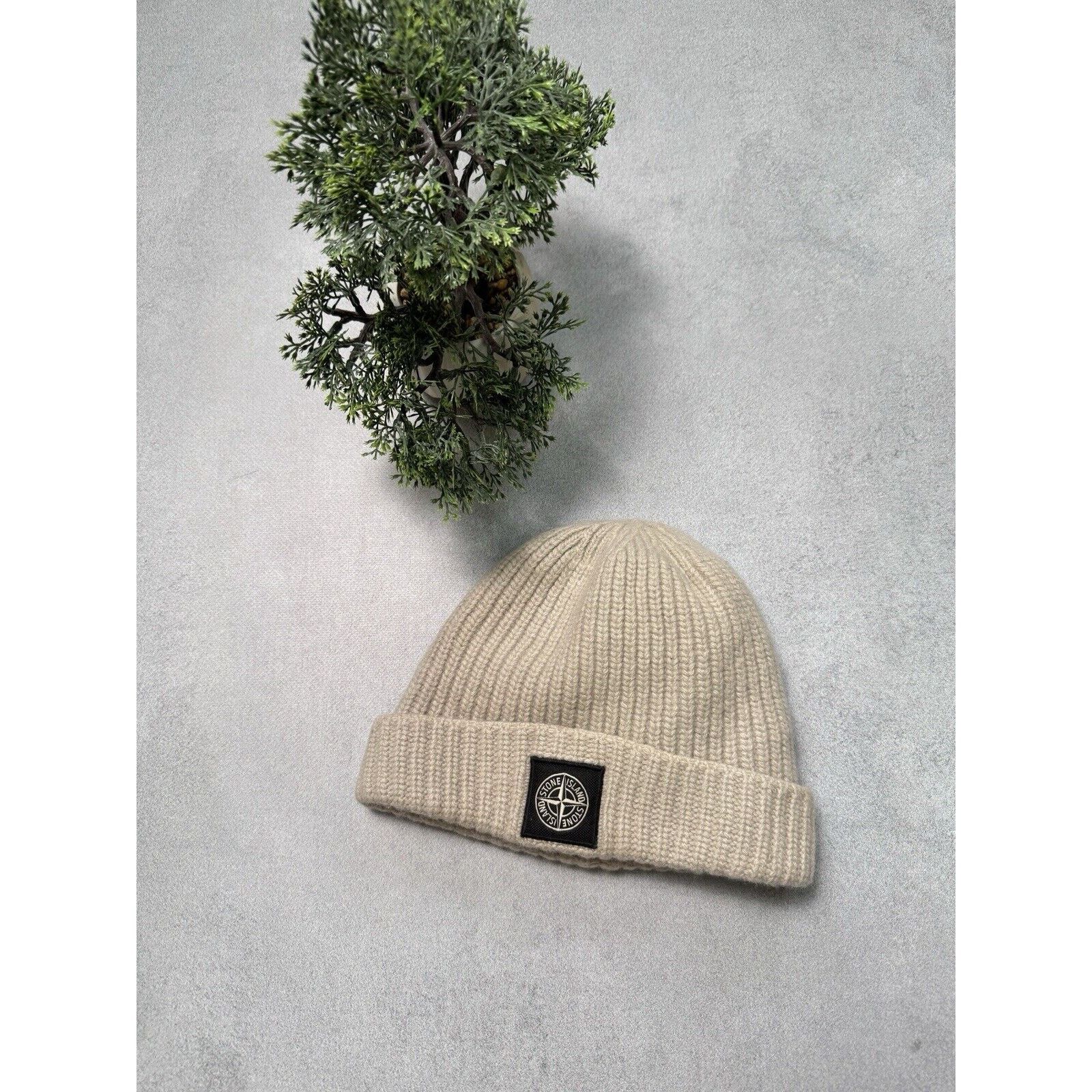 Stone Island Stone Island Patch Program Wool Hat Grey Men Size ONE SIZE - 1 Thumbnail