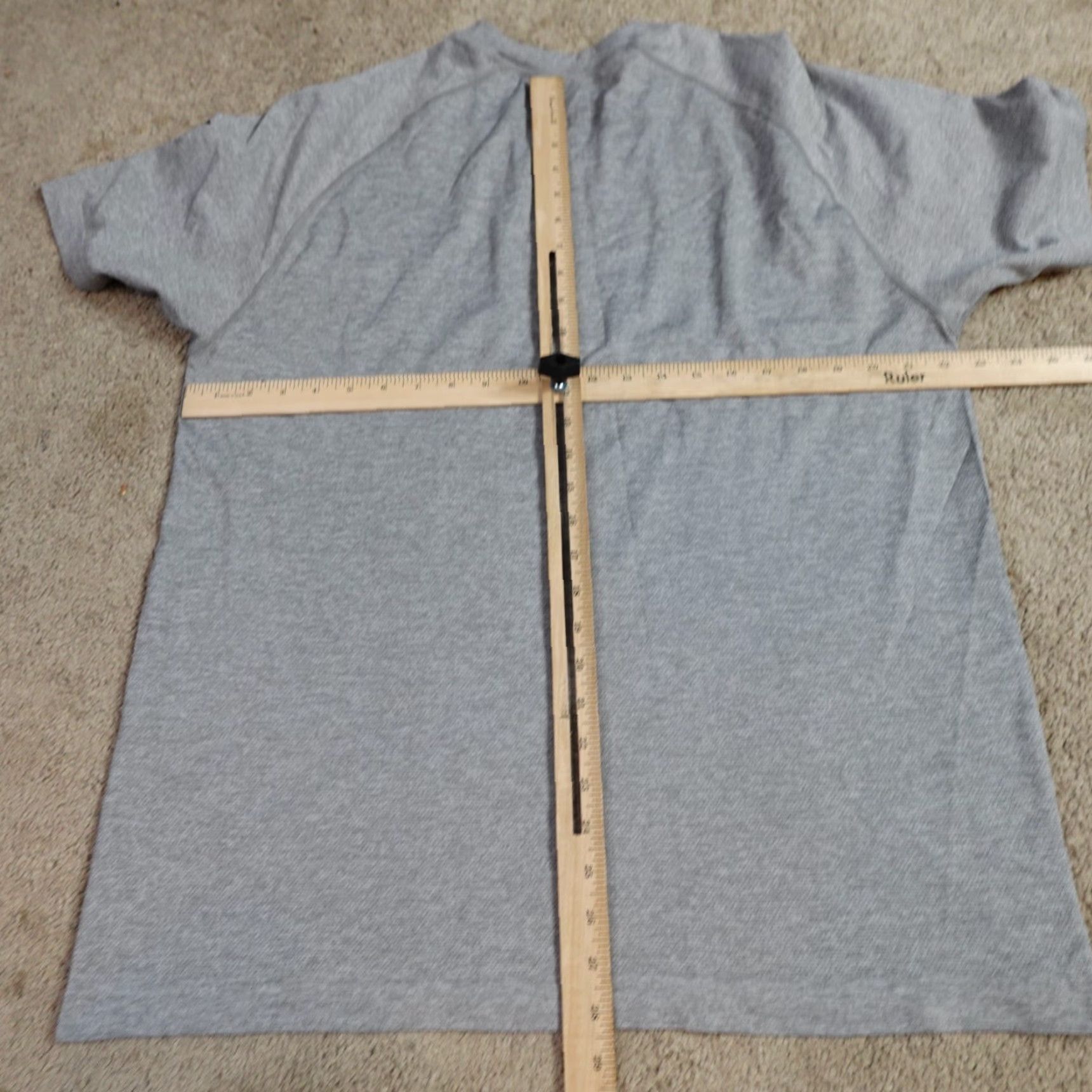 Fabletics Fabletics Shirt T-Shirt 2XL Gray Raglan Short Sleeve Crew Neck Activewear Men Athletic Regular Size US XXL / EU 58 / 5 - 5 Thumbnail