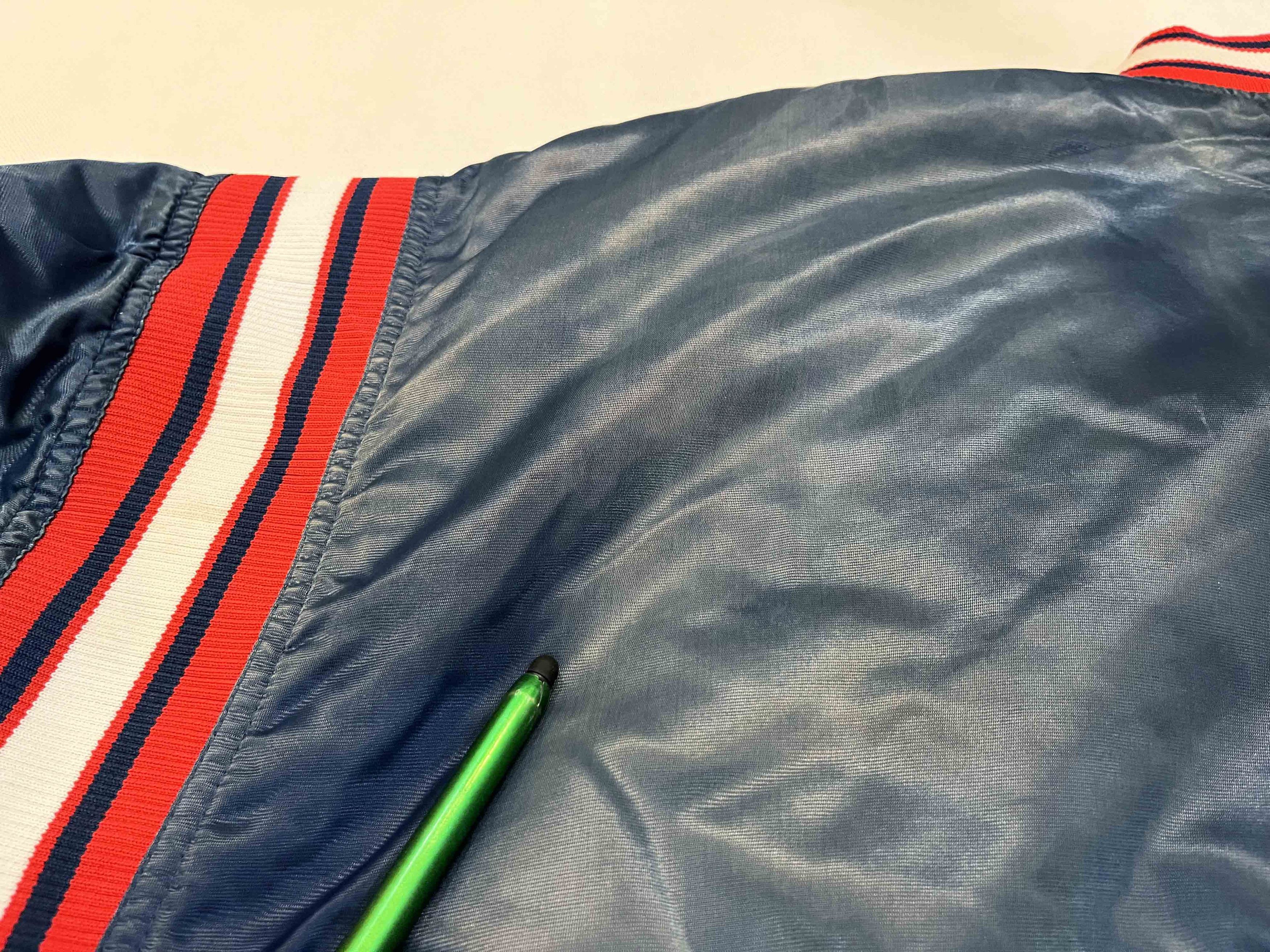 MLB × Starter × Vintage Vintage Starter MLB Cleveland Indians Bomber Satin Jacket Size US L / EU 52-54 / 3 - 11 Thumbnail