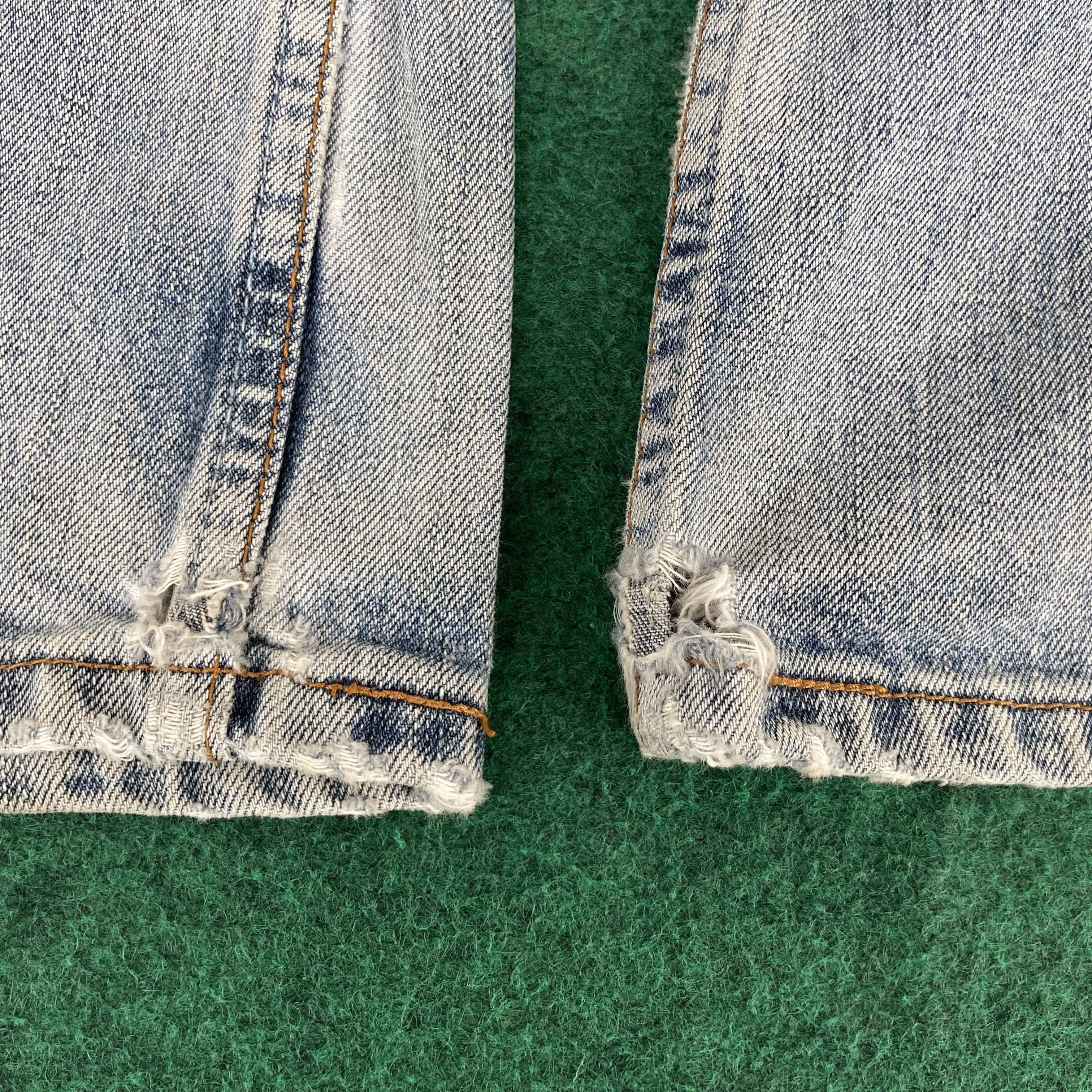 Levi's Vtg Levis 517 Ripped Faded Denim Bootcut Flared Sz 33 Jeans Size US 33 - 8 Thumbnail