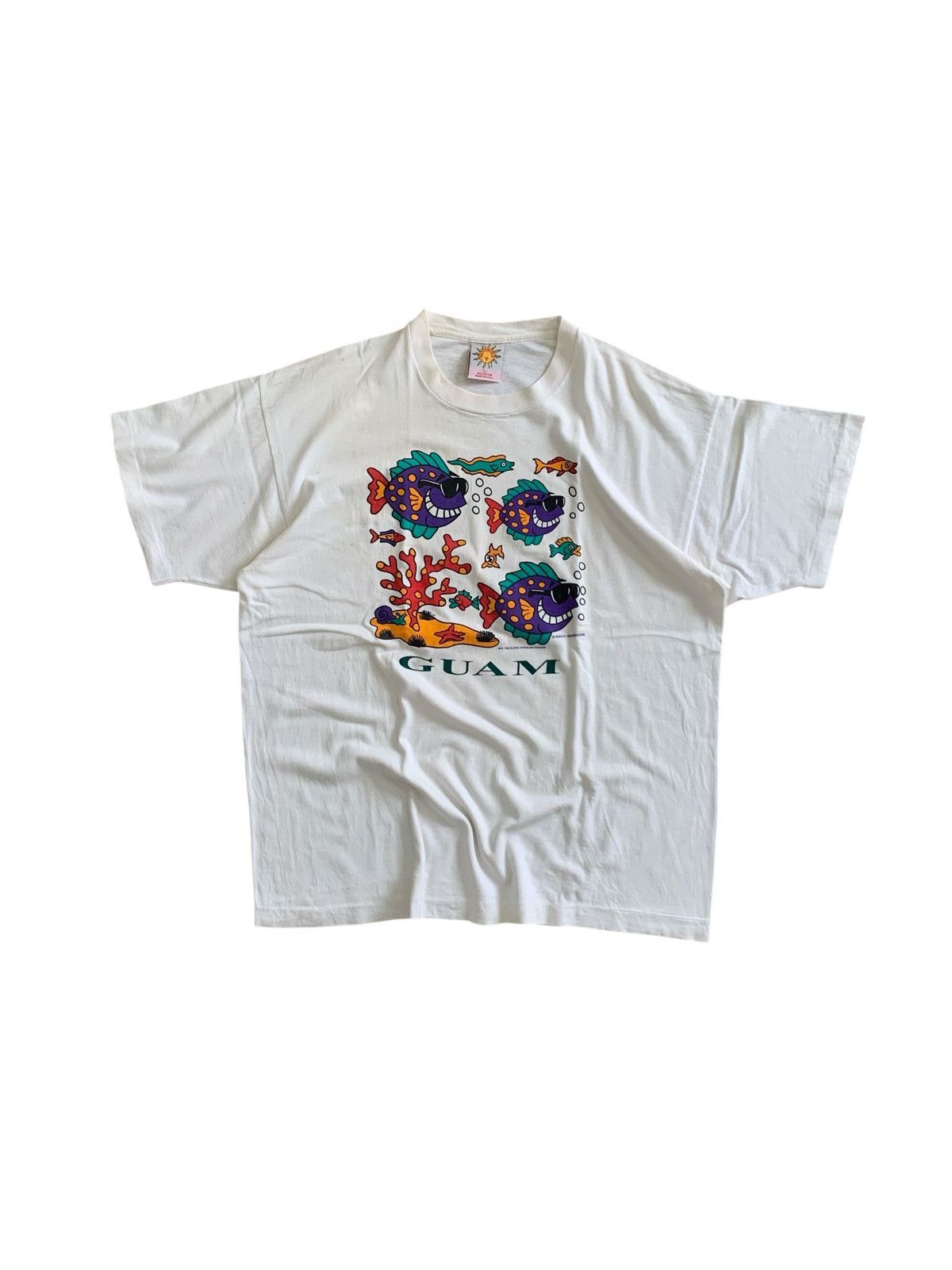 Vintage Vintage Sunshine Usa Guam Hawaiian Tshirt Size US L / EU 52-54 / 3 - 7 Thumbnail