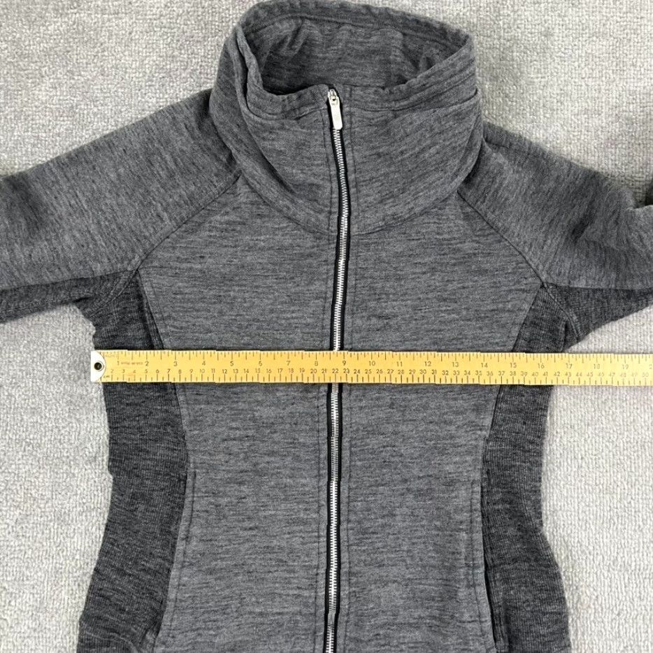 Lululemon Lululemon Jacket Womens Size 6 Heather Gray Full Zip Athletic Fleece Size M / US 6-8 / IT 42-44 - 6 Thumbnail