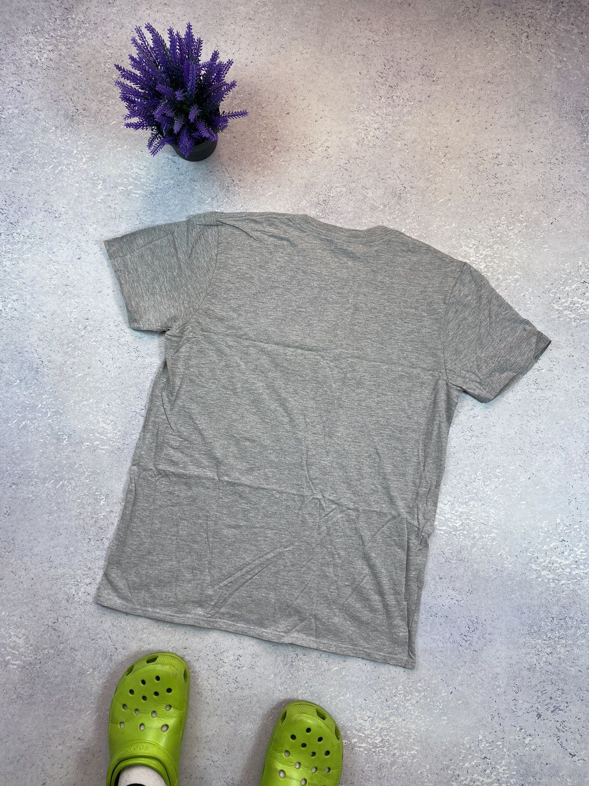 Anime × Gildan Vintage Pikachu Men’s Grey T-shirt With Big Logo Size Large Size US L / EU 52-54 / 3 - 6 Thumbnail