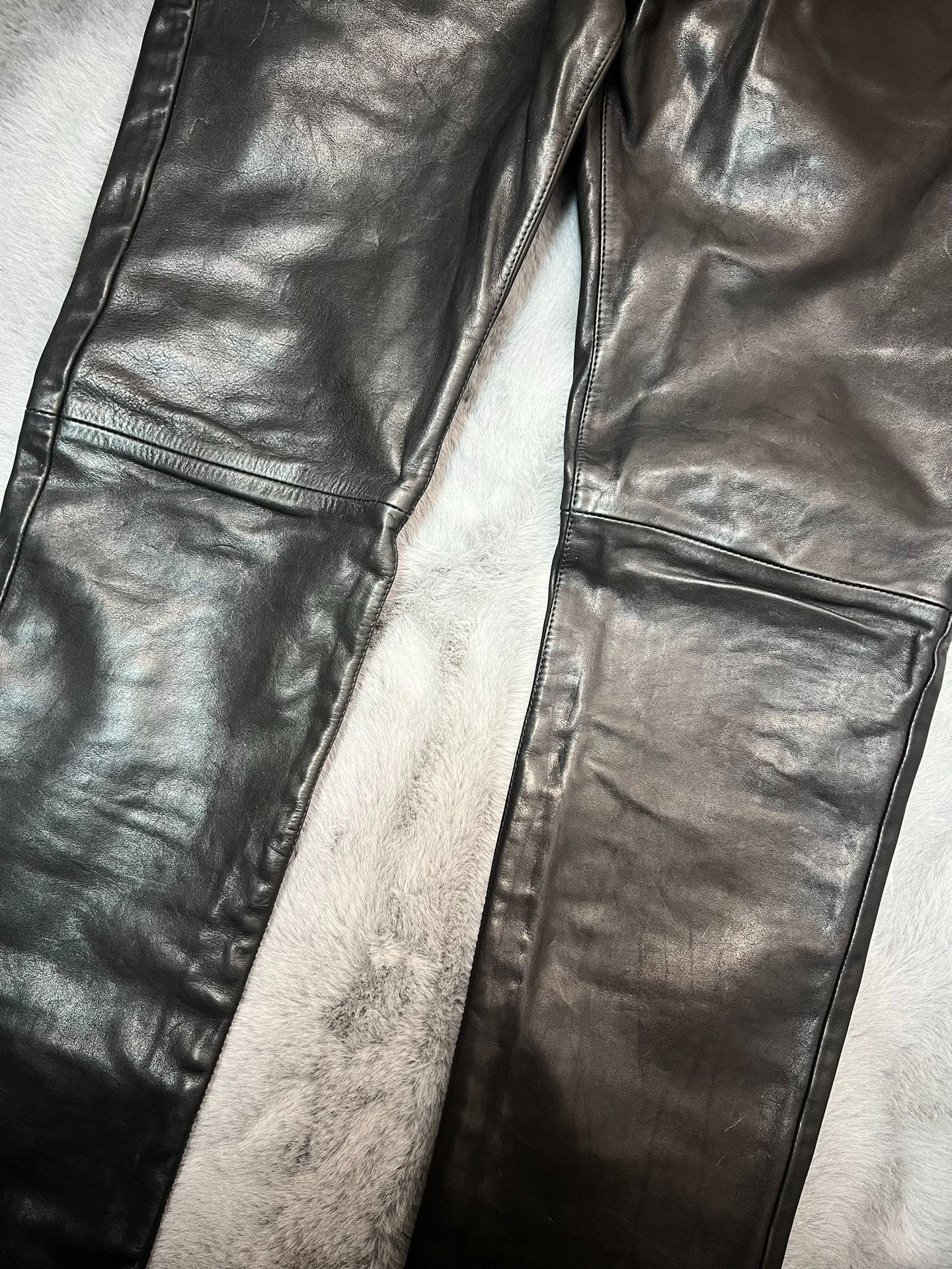 Saint Laurent Paris Saint laurent size 48 Cowhide Black Basic Leather Pants 25 Size US 38 / EU 54 - 6 Thumbnail
