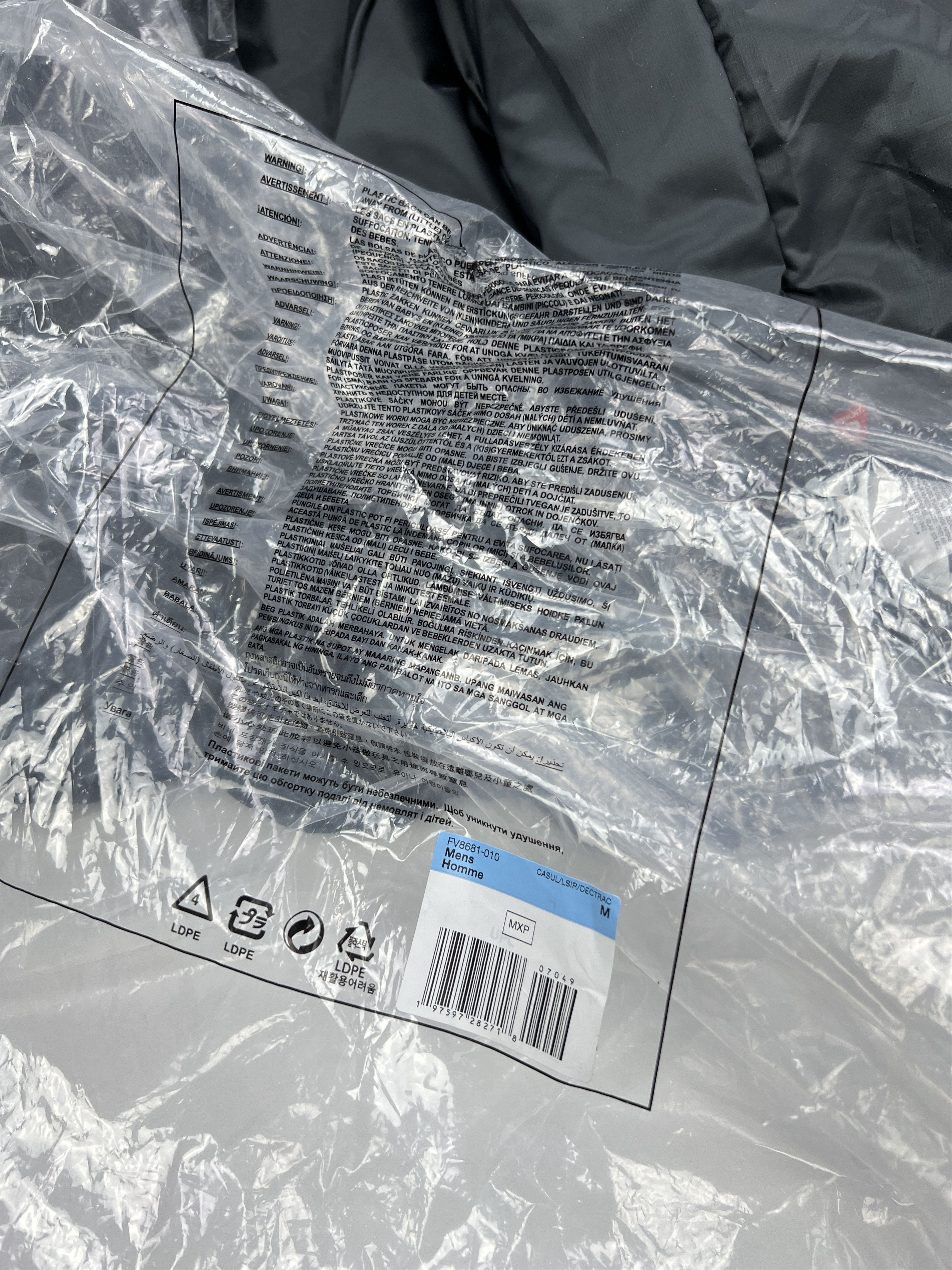 Nike ACG Nike ACG Skull Peak Storm Fit Oversized Jacket Size US M / EU 48-50 / 2 - 9 Thumbnail