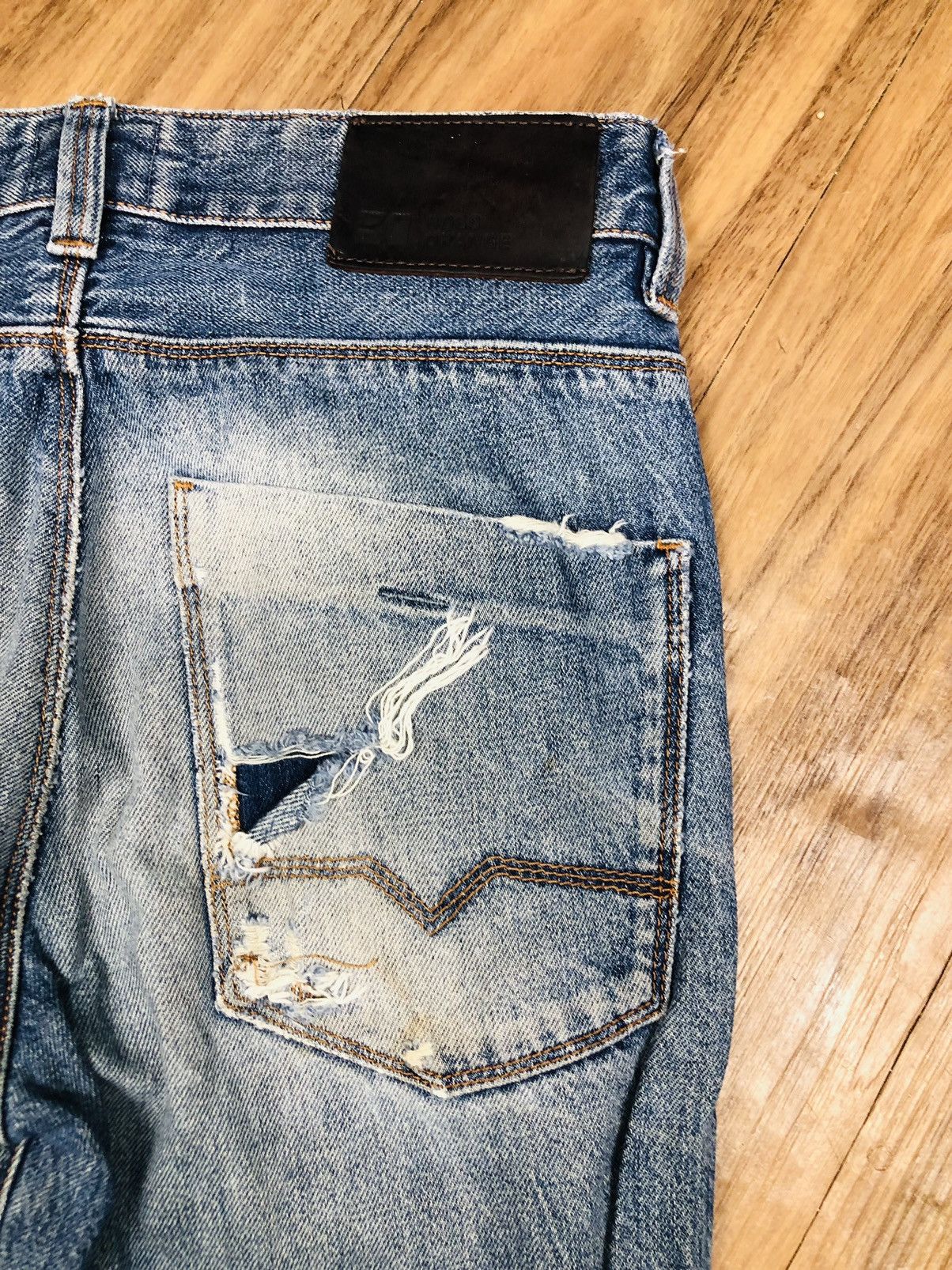 Japanese Brand Boss Orange Distressed Jeans (33) Size US 30 / EU 46 - 21 Thumbnail