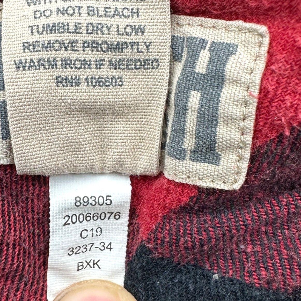 Duluth Trading Company Duluth Trading Co Free Swingin Waffle-Lined Buffalo Check Flannel Shirt Large Mens L Red Black Plaid Button-Up Size US L / EU 52-54 / 3 - 3 Thumbnail