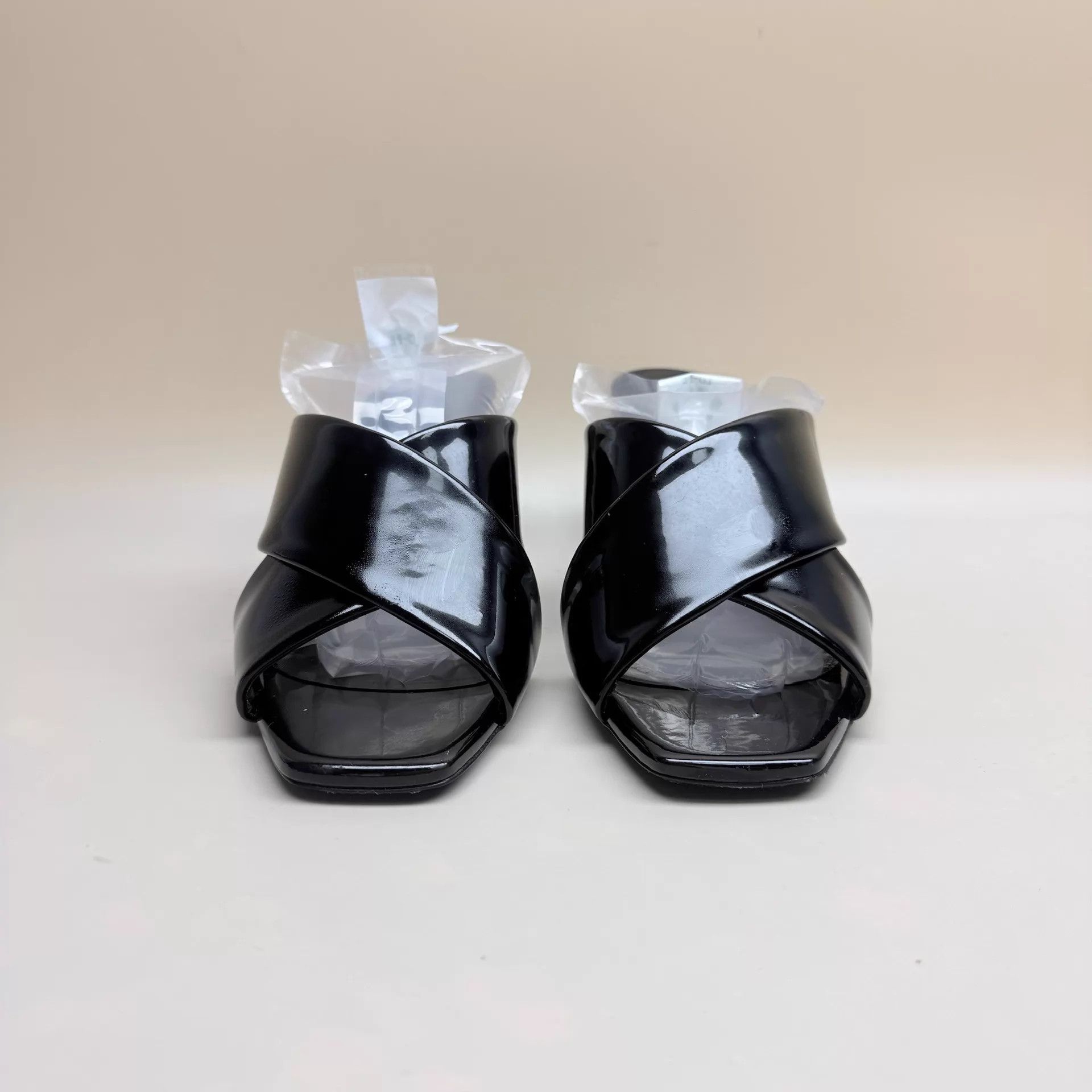 Yves Saint Laurent YSL Black Patent Leather High Heel Sandals 37.5 99 New Size US 7 / IT 37 - 2 Thumbnail