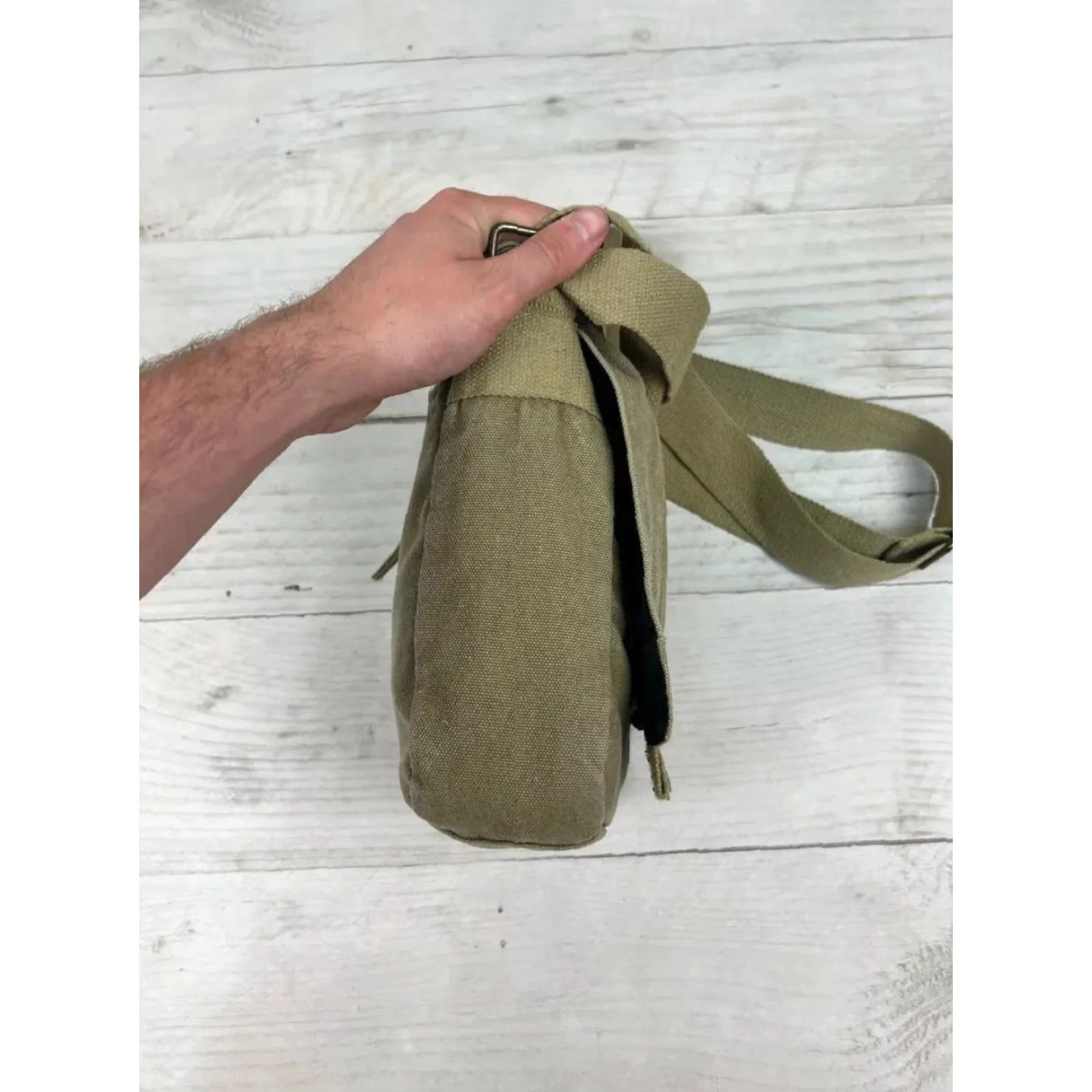Diesel VINTAGE Diesel Messenger Shoulders Bag 90s Men Beige Canvas Nylon Shoulder Bag Medium 90s Mens Size ONE SIZE - 7 Thumbnail