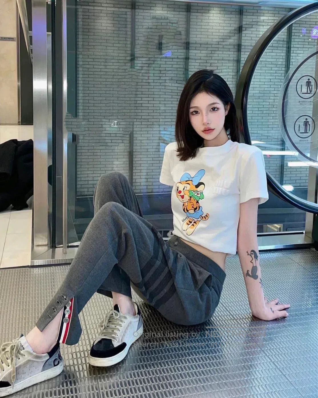 Miu Miu Miu Miu Disney Blue Short-Sleeve T-Shirt. Size M / US 6-8 / IT 42-44 - 4 Thumbnail