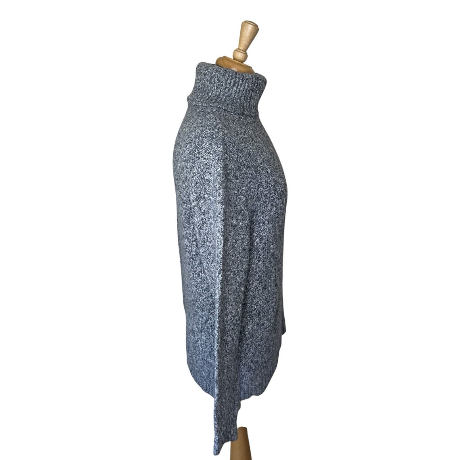 Express EXPRESS Men's Heathered Gray Cotton Blend Turtleneck Sweater Size US M / EU 48-50 / 2 - 2 Thumbnail