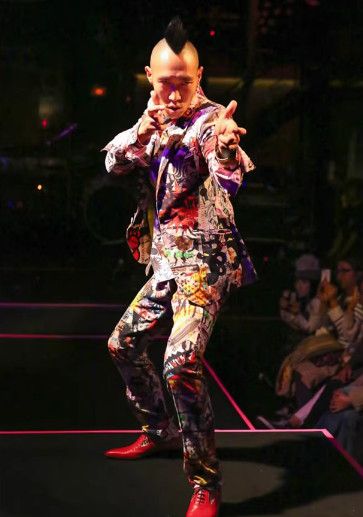 Nozomi Ishiguro NOZOMI ISHIGURO 2015SS Runway Graffiti Comic Print Pants Size US 39 - 1 Thumbnail