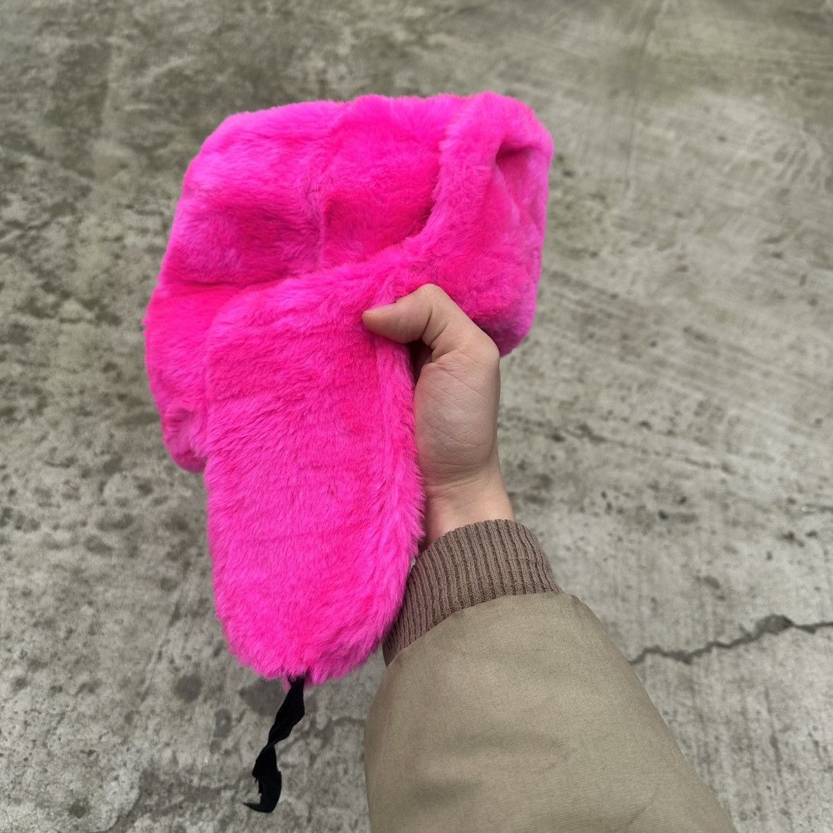Issey Miyake Vintage Pink Ushanka Hat Cap Hype Trend Staff Pick Y2K 00s Size ONE SIZE - 13 Thumbnail
