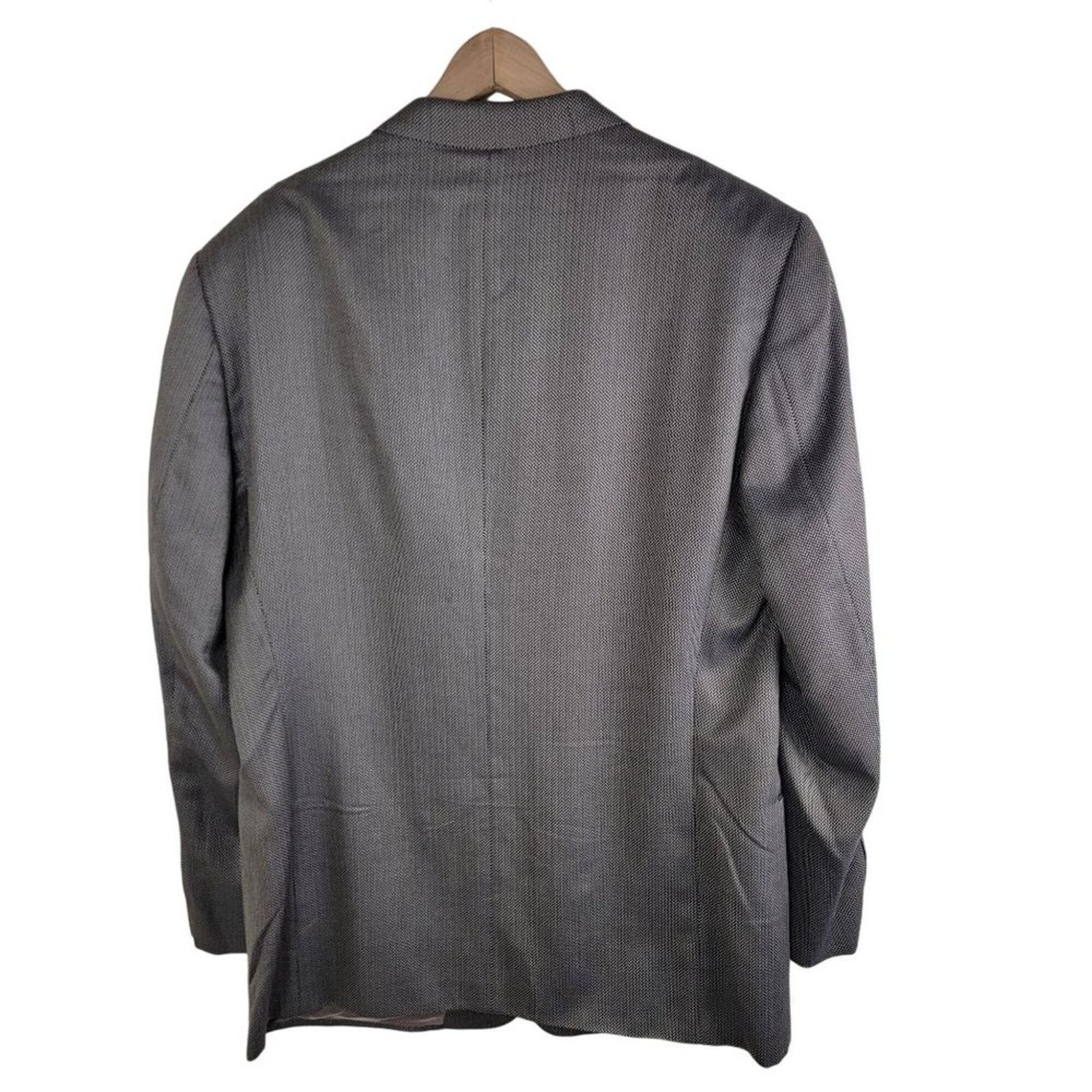 Armani Collezioni Armani Collezioni Herringbone Blazer Model Italy *Read* Size US L / EU 52-54 / 3 - 3 Thumbnail