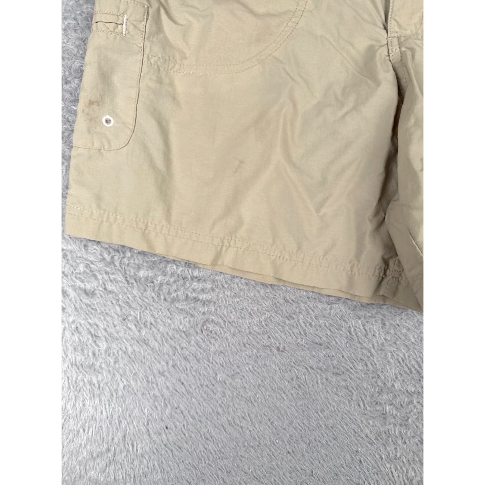 Vintage Columbia Shorts Womens 6 Beige Cargo Belted 100% Nylon Hiking Camping 30x6 Size 28" / US 6 / IT 42 - 3 Thumbnail