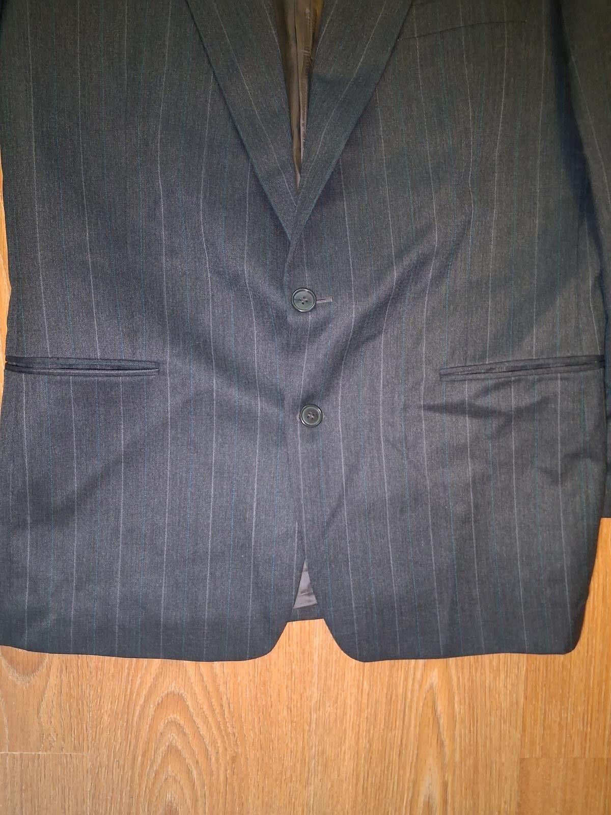 Yves Saint Laurent Yves Saint Laurent Sport Coat 42L Gray Striped Sharkskin Size 42L - 7 Thumbnail