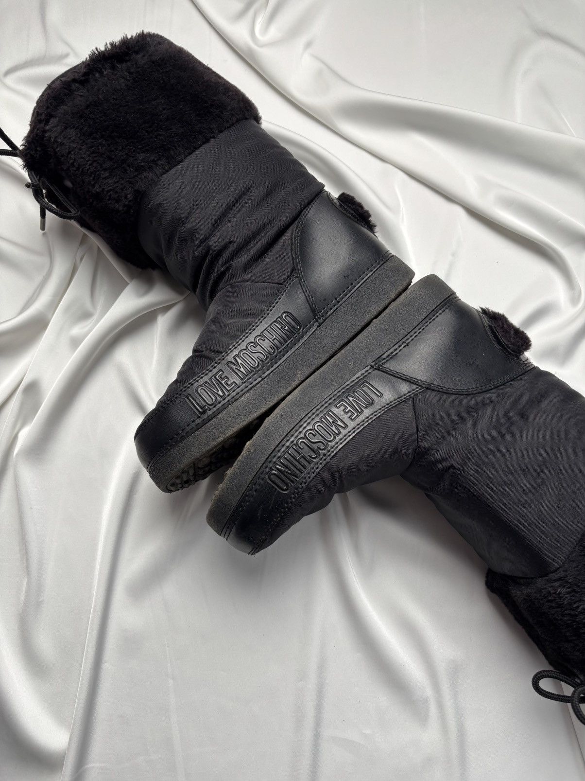 Love Moschino × Moschino Love Moschino black gothic moon boots Size US 8 / IT 38 - 5 Thumbnail