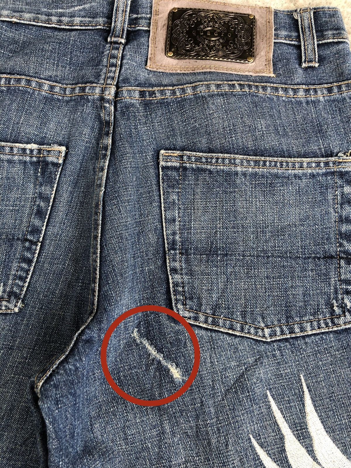 Japanese Brand Japanese Quadro Embroidered Jeans Mini Flare Distressed Size US 32 / EU 48 - 17 Thumbnail