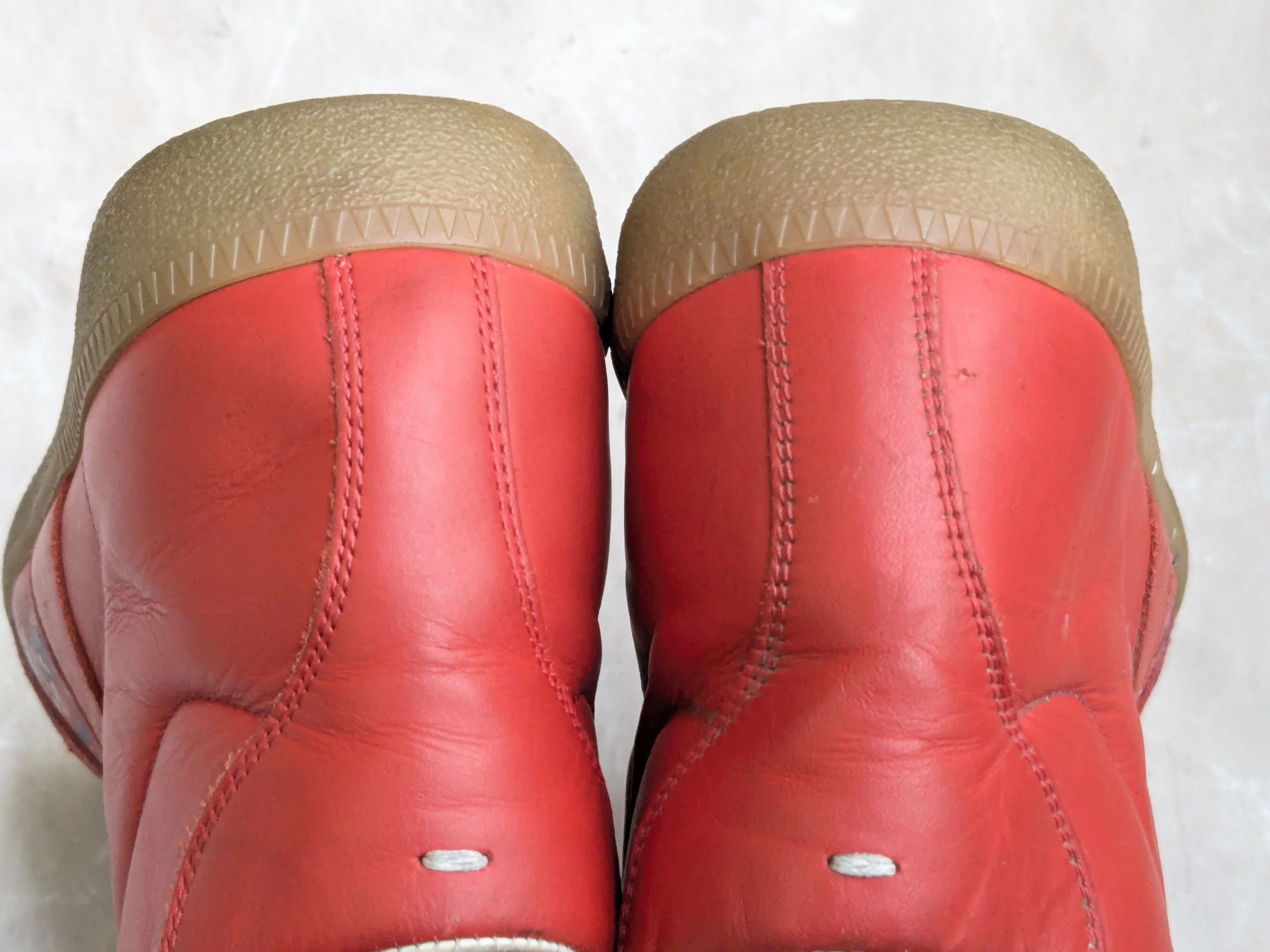 Maison Margiela Maison Margiela Replica GAT Red Paint Splatter 9 42 Size US 9 / EU 42 - 12 Thumbnail