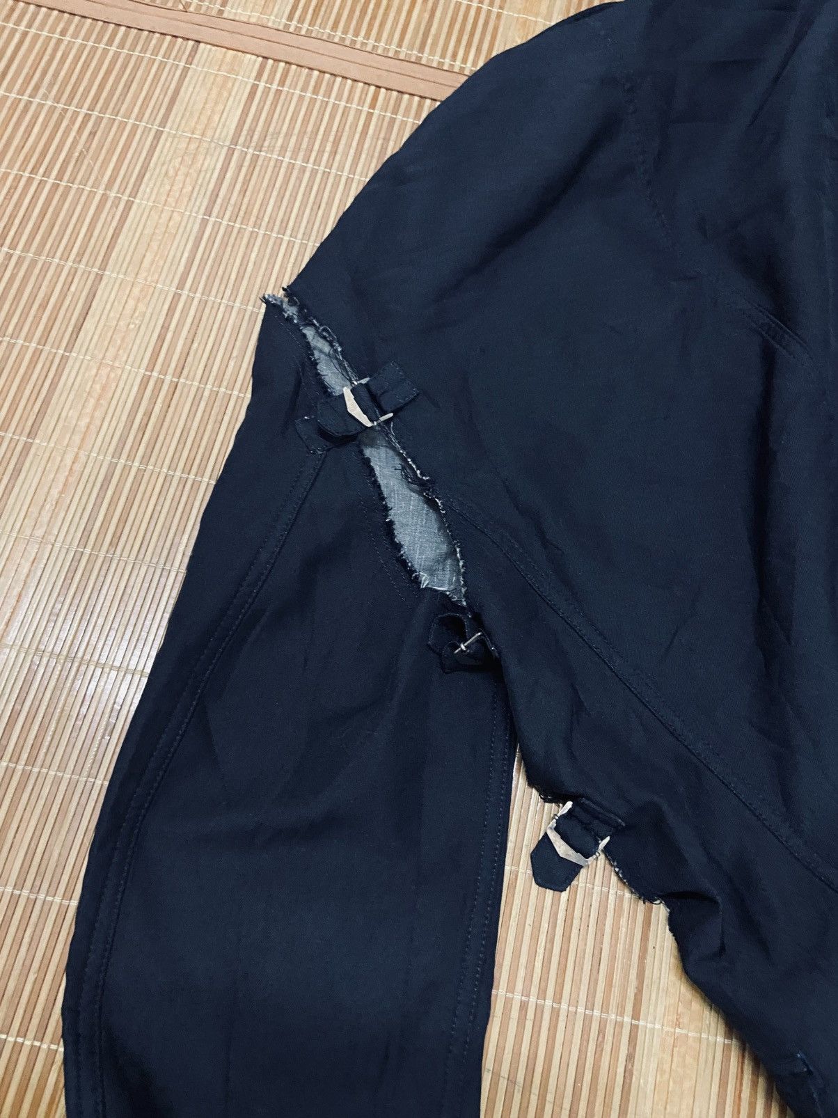 Comme des Garcons Homme Plus COMME DES GARCONS DISTRESSED BLAZER Size 36R - 13 Thumbnail