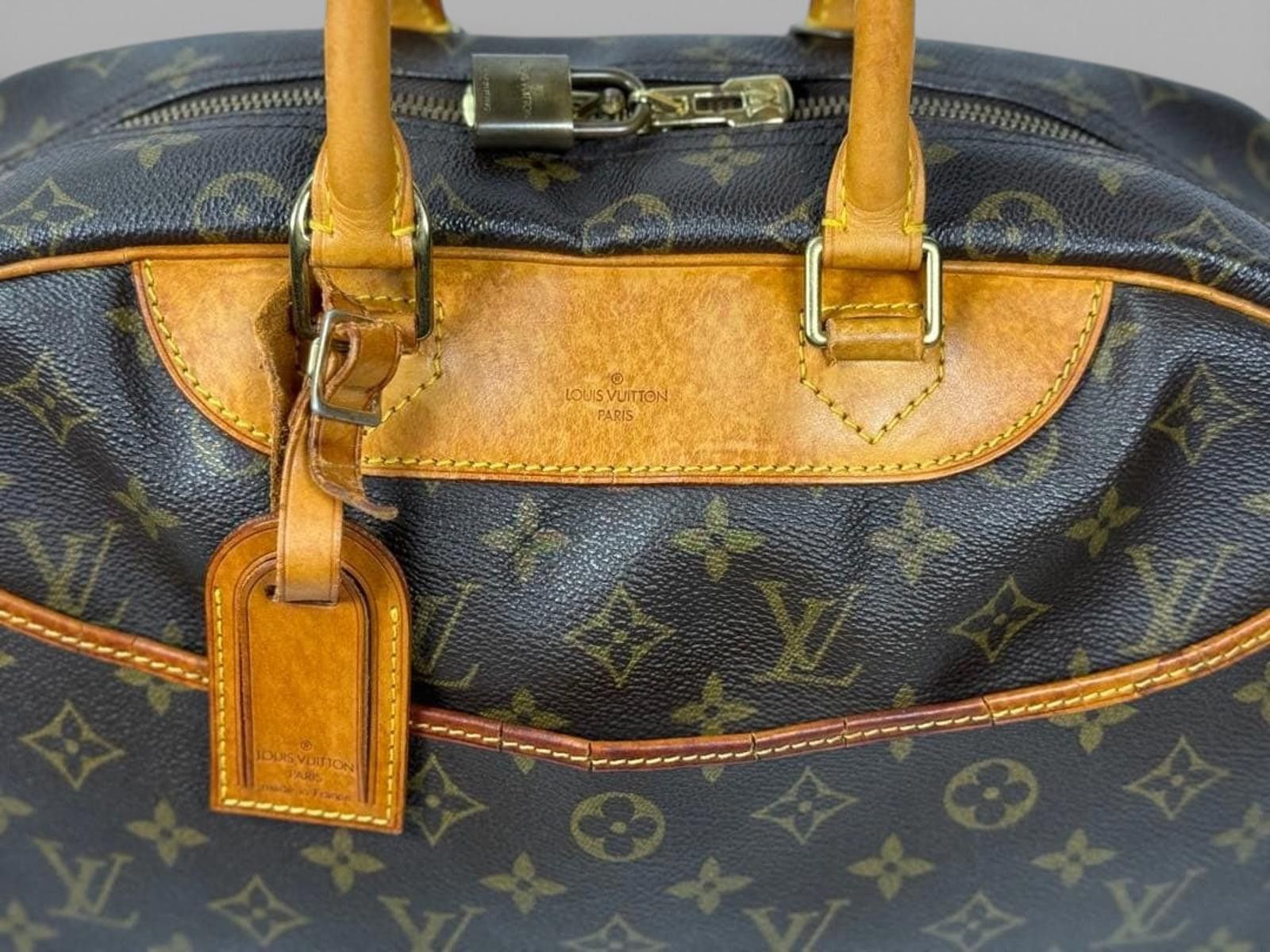 Louis Vuitton Louis Vuitton - Monogram Canvas Handbag Size ONE SIZE - 4 Thumbnail
