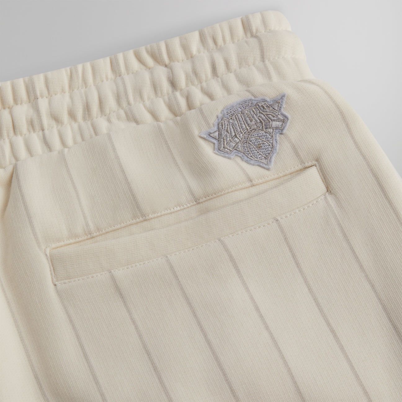 Kith Kith for New York Knicks NY Pinstripe Williams I Sweatpant Size US 32 / EU 48 - 5 Thumbnail