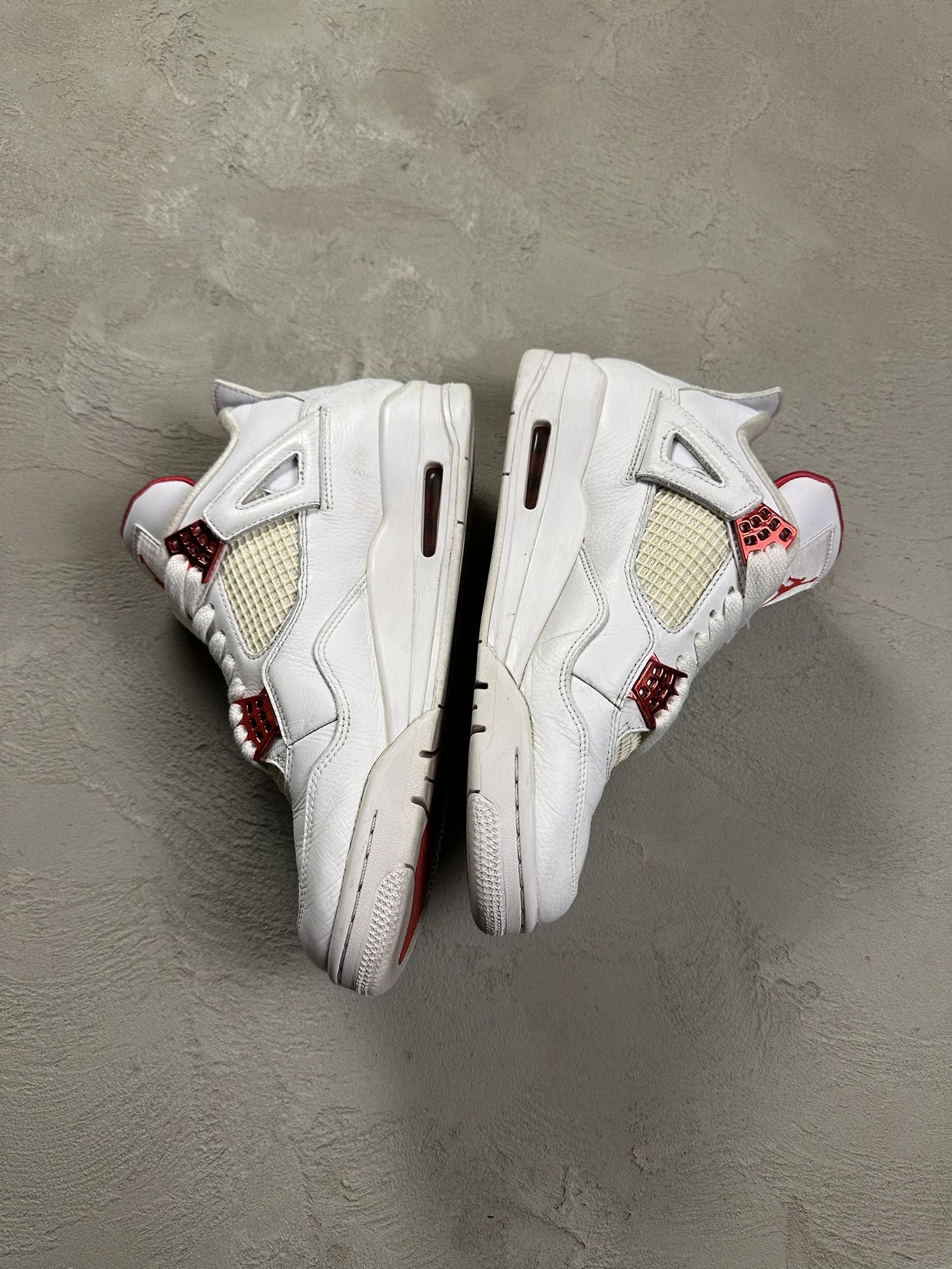 Jordan Brand Jordan 4 Metalic Red Hi Sneakers Hype Size US 9.5 / EU 42-43 - 6 Thumbnail