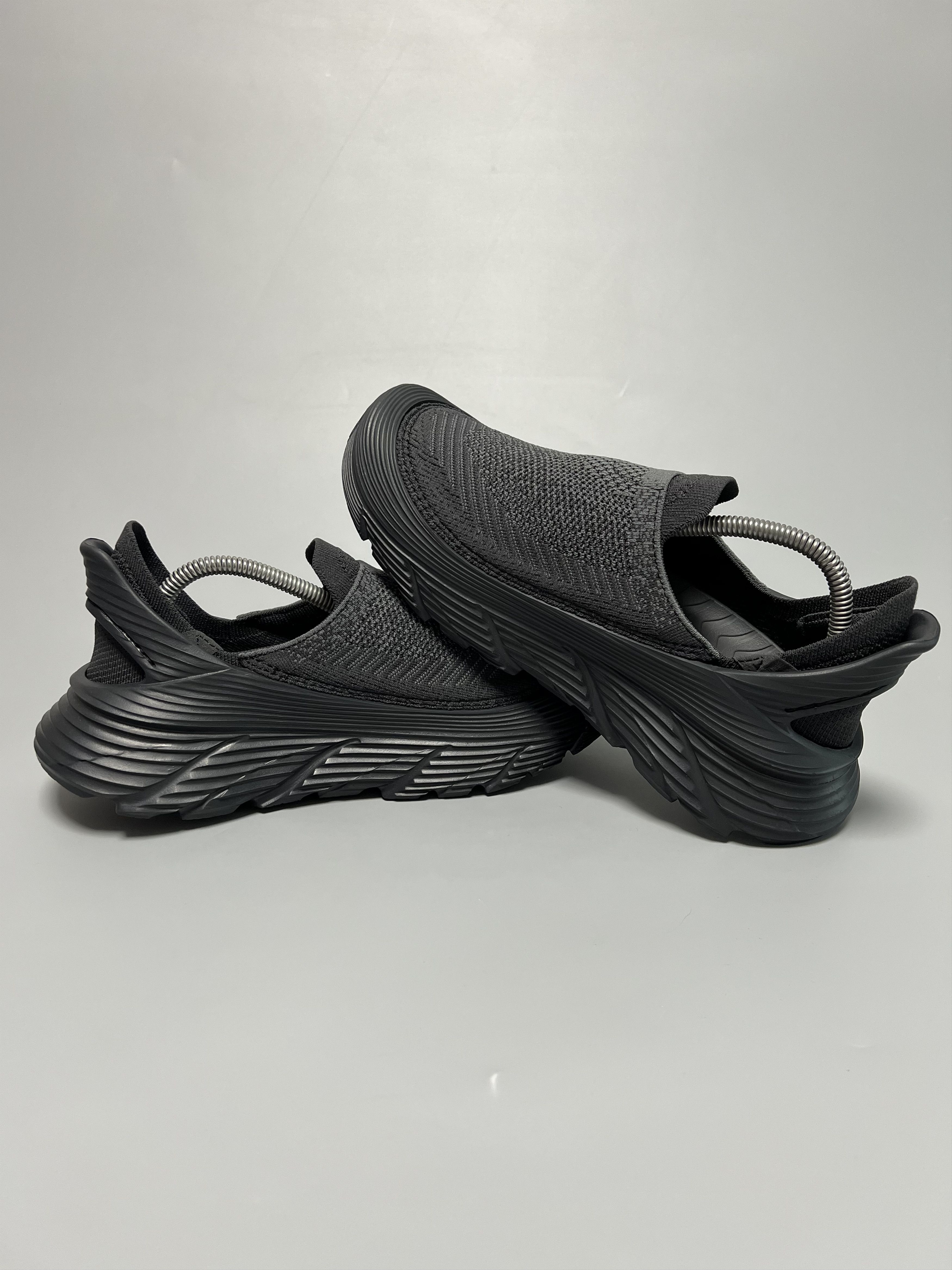 Hoka Hoka One One U Restore TC Unisex Sneakers 1134532-BBLC Size US 8 / EU 41 - 5 Thumbnail