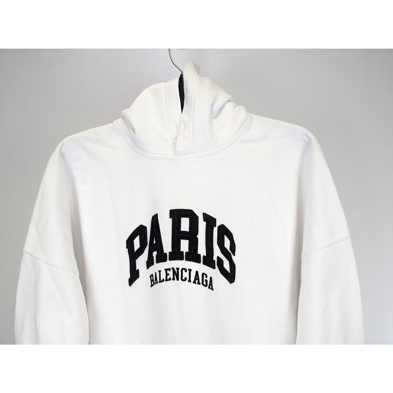 Balenciaga o1rshd1 Q:2 / Paris Balenciaga Logo Hoodie in White Size Size US S / EU 44-46 / 1 - 6 Thumbnail