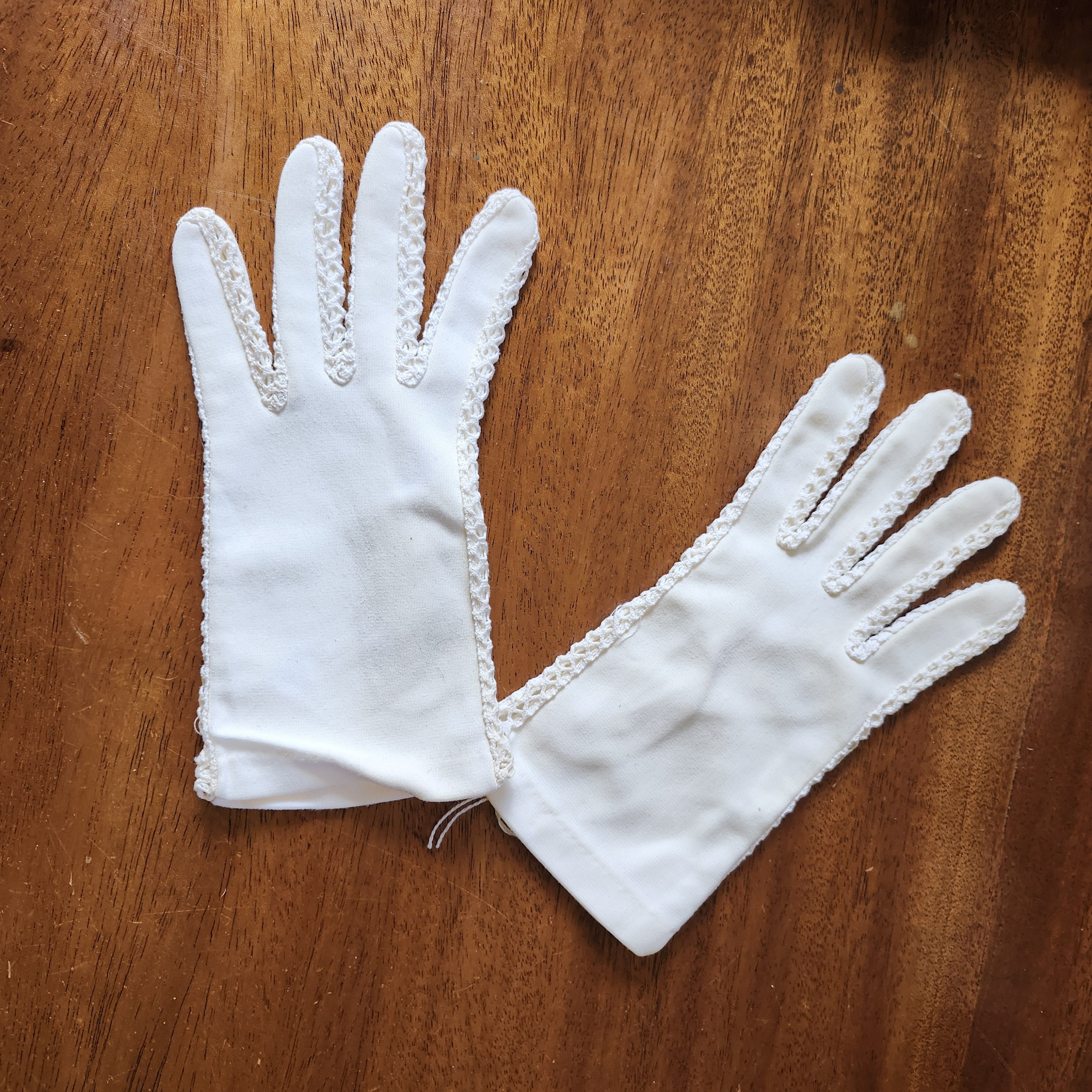 Other Vintage Cream White Short Gloves Crochet Trim Womens Formal Size ONE SIZE - 8 Thumbnail