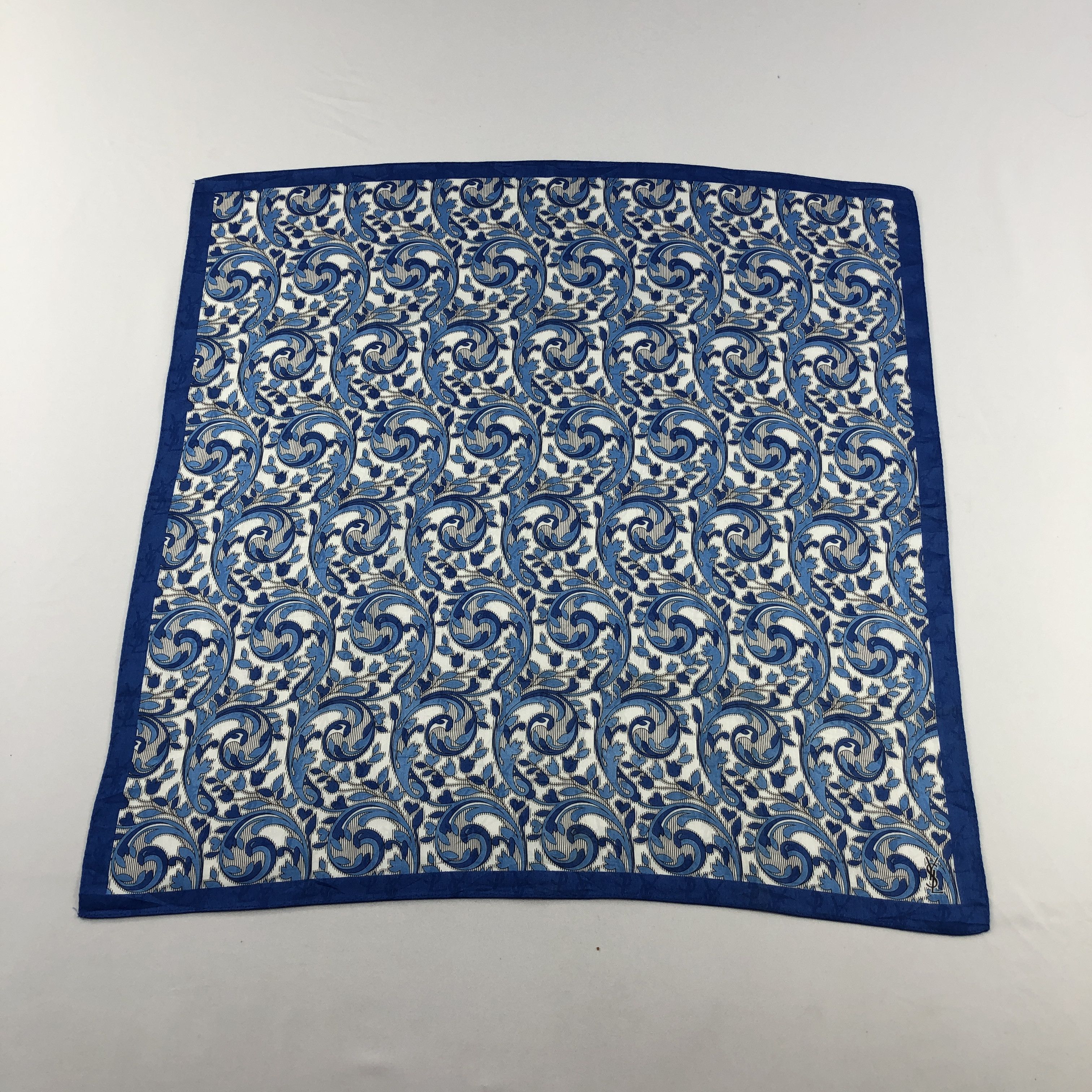 Yves Saint Laurent YSL Floral Handkerchief Neckerchief Bandana H3070 Size ONE SIZE - 1 Thumbnail