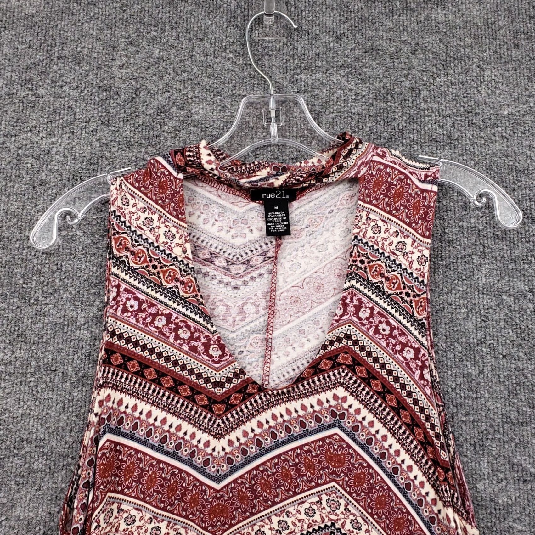 Vintage Rue21 Dress Womens M Medium Red Tank Fair Isle Keyhole Neck Sleeveless Casual Size M / US 6-8 / IT 42-44 - 5 Thumbnail
