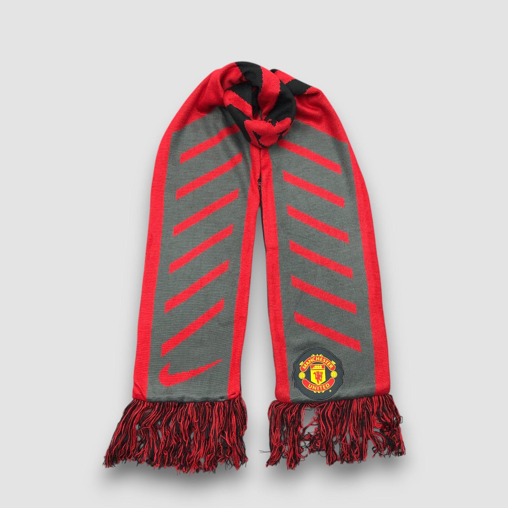 Nike Vintage Nike x Manchester United Scarf Wool Cashmere Scarves Size ONE SIZE - 1 Thumbnail