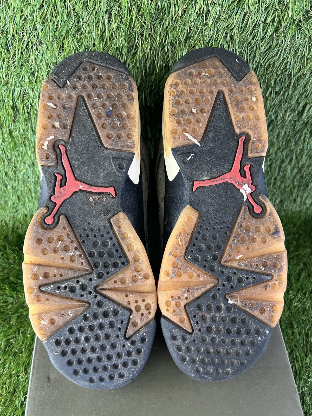 Jordan Brand × Nike × Travis Scott Jordan 6 Retro Travis Scott Olive Size US 7 / EU 40 - 8 Thumbnail