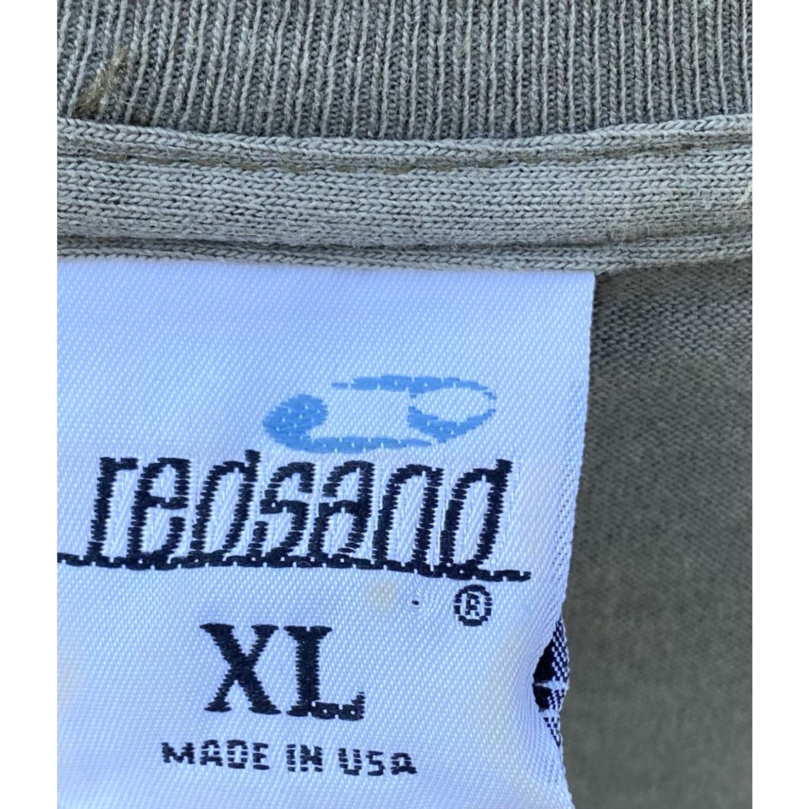 Vintage VINTAGE Redsand Made In USA T Shirt California Surf Skate Size XL Green 90s 1990s Graphic Print Front Back Mens Shortsleeve Size US XL / EU 56 / 4 - 4 Thumbnail