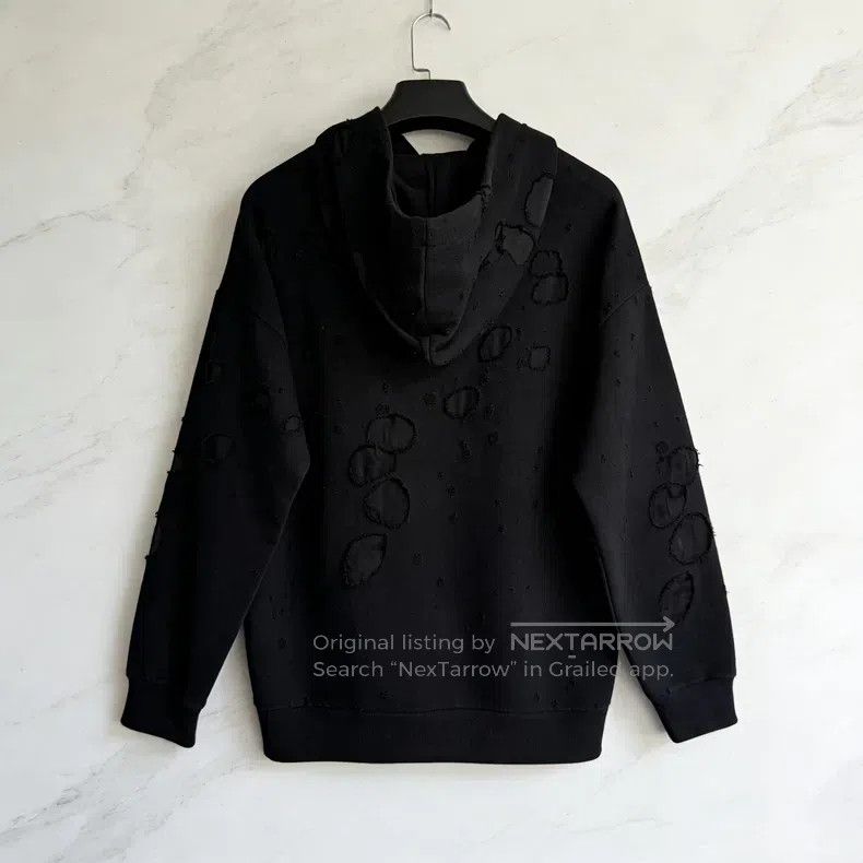 Givenchy Givenchy Metal Hole Vintage Oversized Hoodie Sweatshirt Size US M / EU 48-50 / 2 - 2 Thumbnail