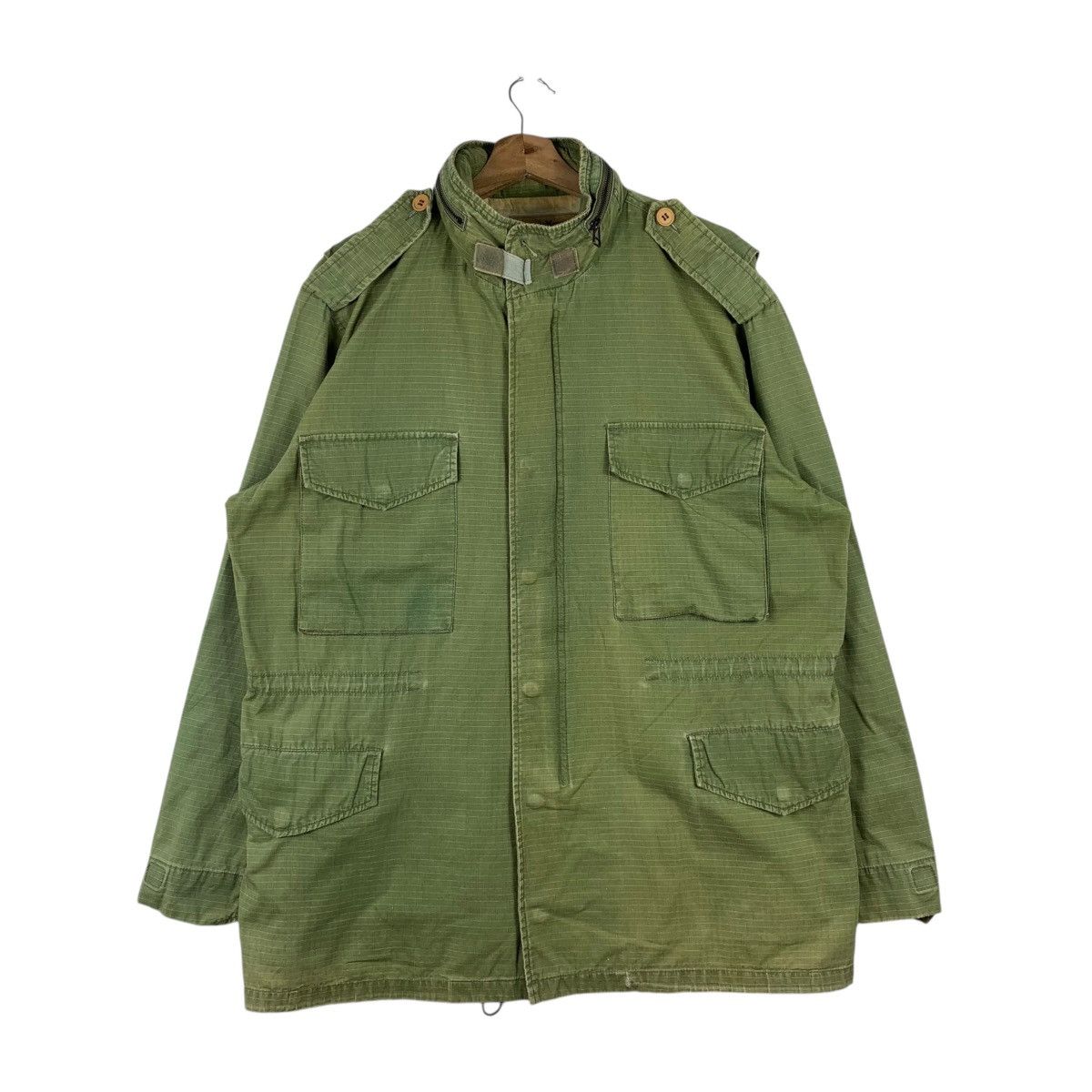 Avirex AVIREX Ltd Military Army Design Big Logo Jacket Sweater Size US XL / EU 56 / 4 - 1 Thumbnail