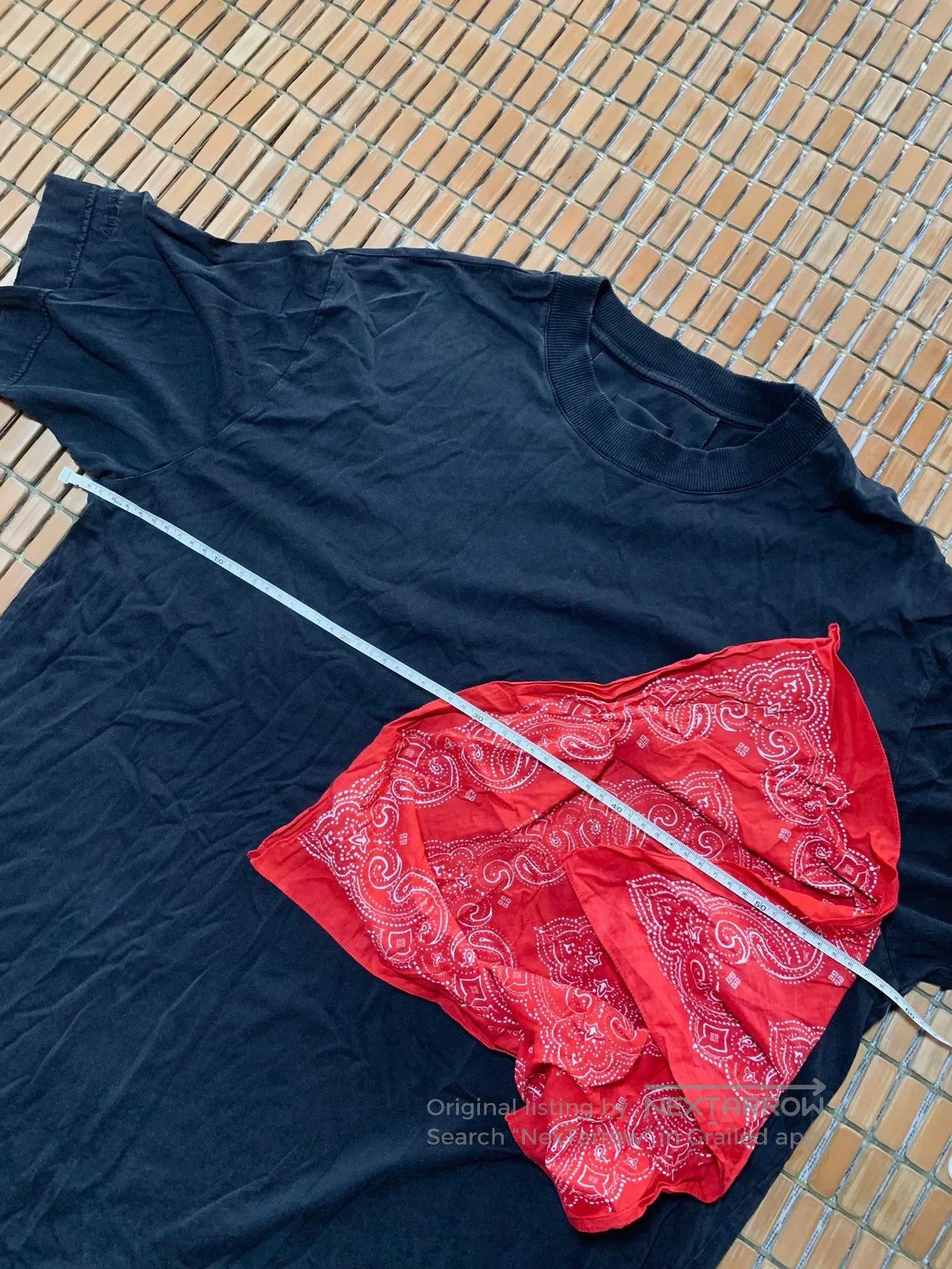 Givenchy Givenchy Bandana Patch Distressed Short Sleeve. Size US S / EU 44-46 / 1 - 8 Thumbnail