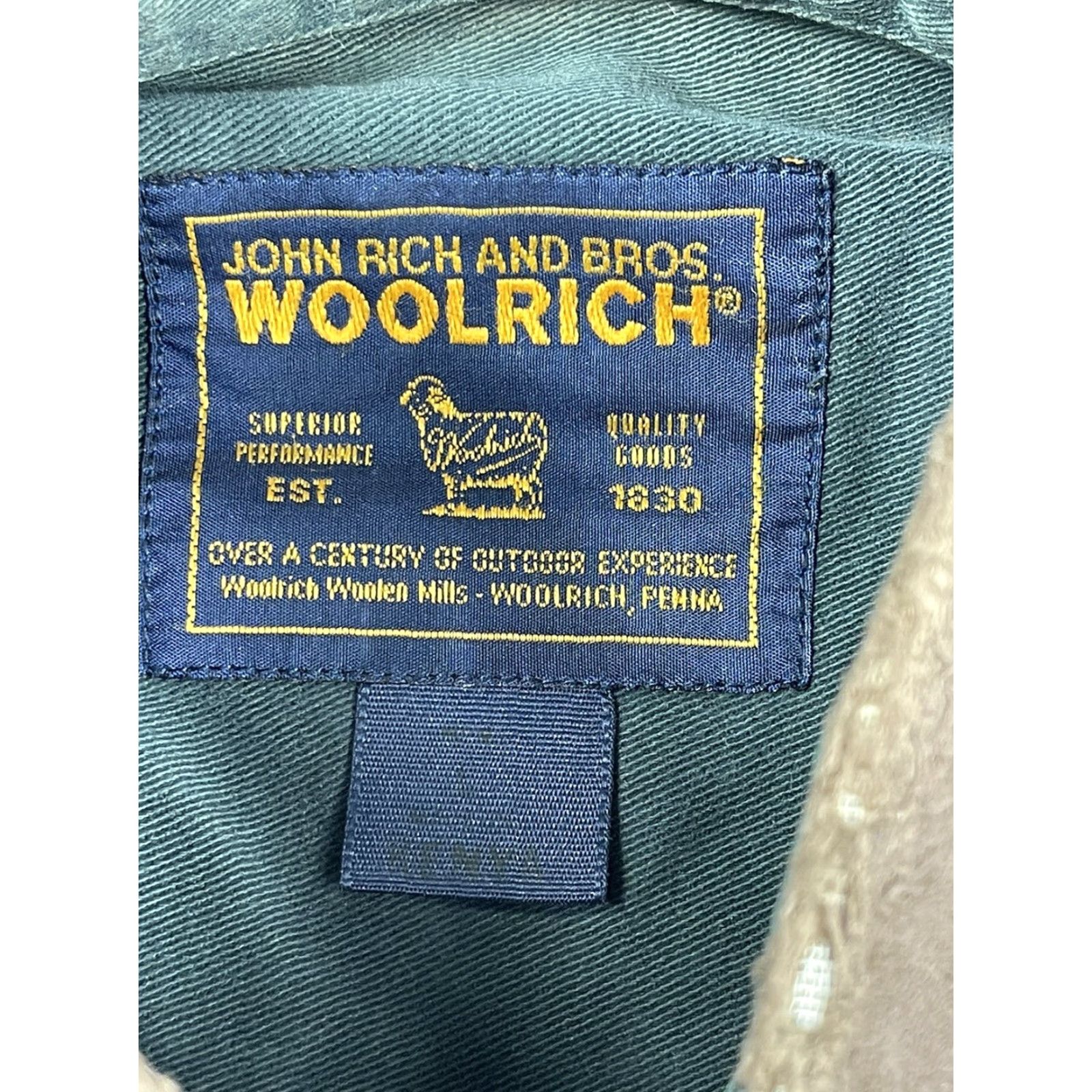 Vintage VINTAGE Woolrich Heavy Duty Button-Up Shirt Jacket Mens L Green Canvas Size US L / EU 52-54 / 3 - 3 Thumbnail
