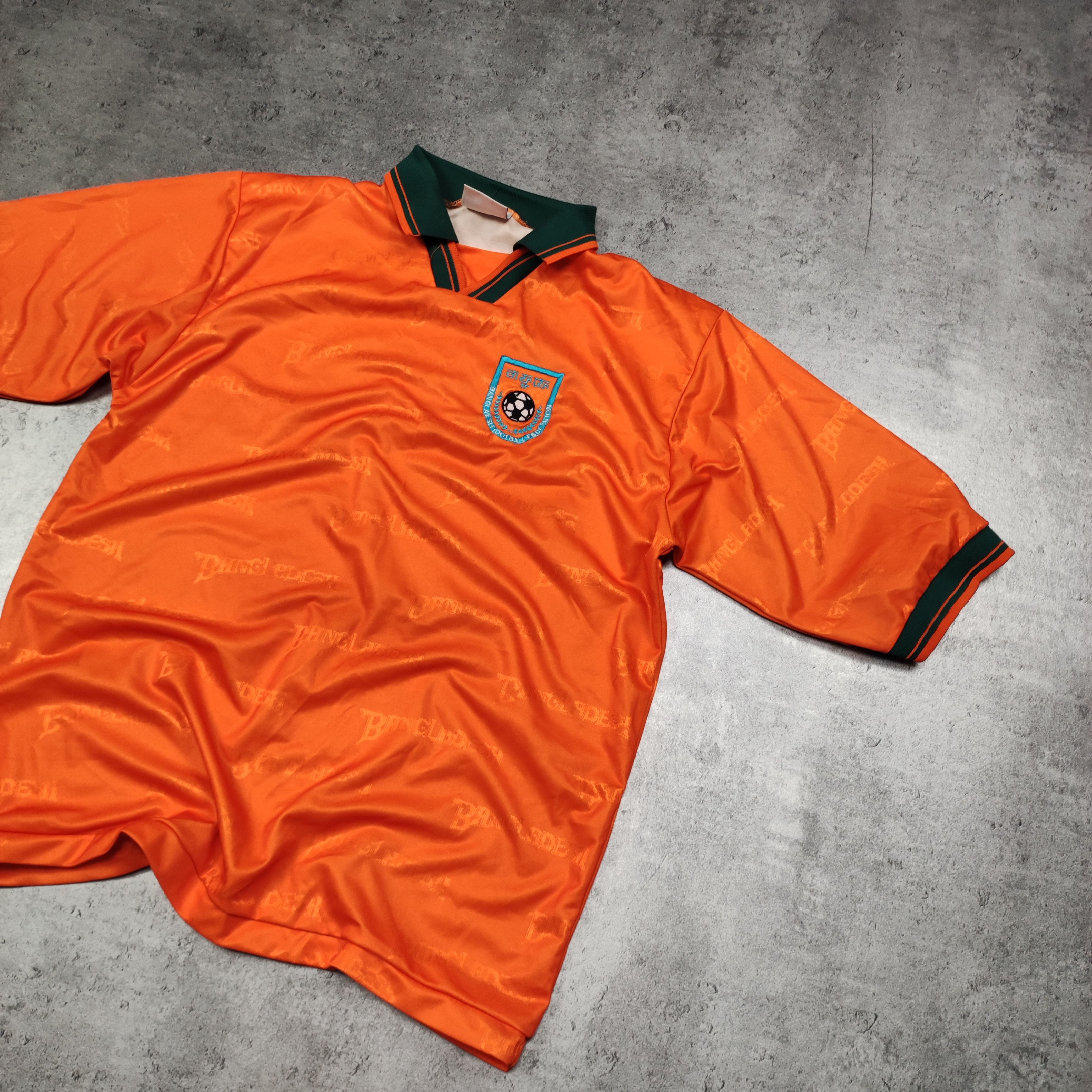 Vintage RARE Bangladesh National Football Team 90s Jersey Size US XL / EU 56 / 4 - 2 Thumbnail