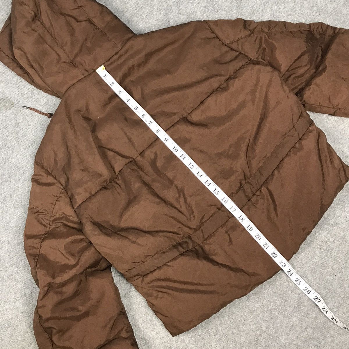 Japanese Brand × Jun Takahashi UNIQLO PUFFER WOMAN JACKET Size S / US 4 / IT 40 - 11 Thumbnail
