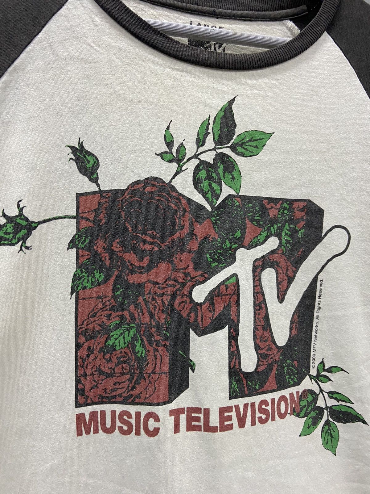 Mtv MTV MUSIC TELEVISION 2009 NETWORKS LONG SLEEVE Size US M / EU 48-50 / 2 - 5 Thumbnail
